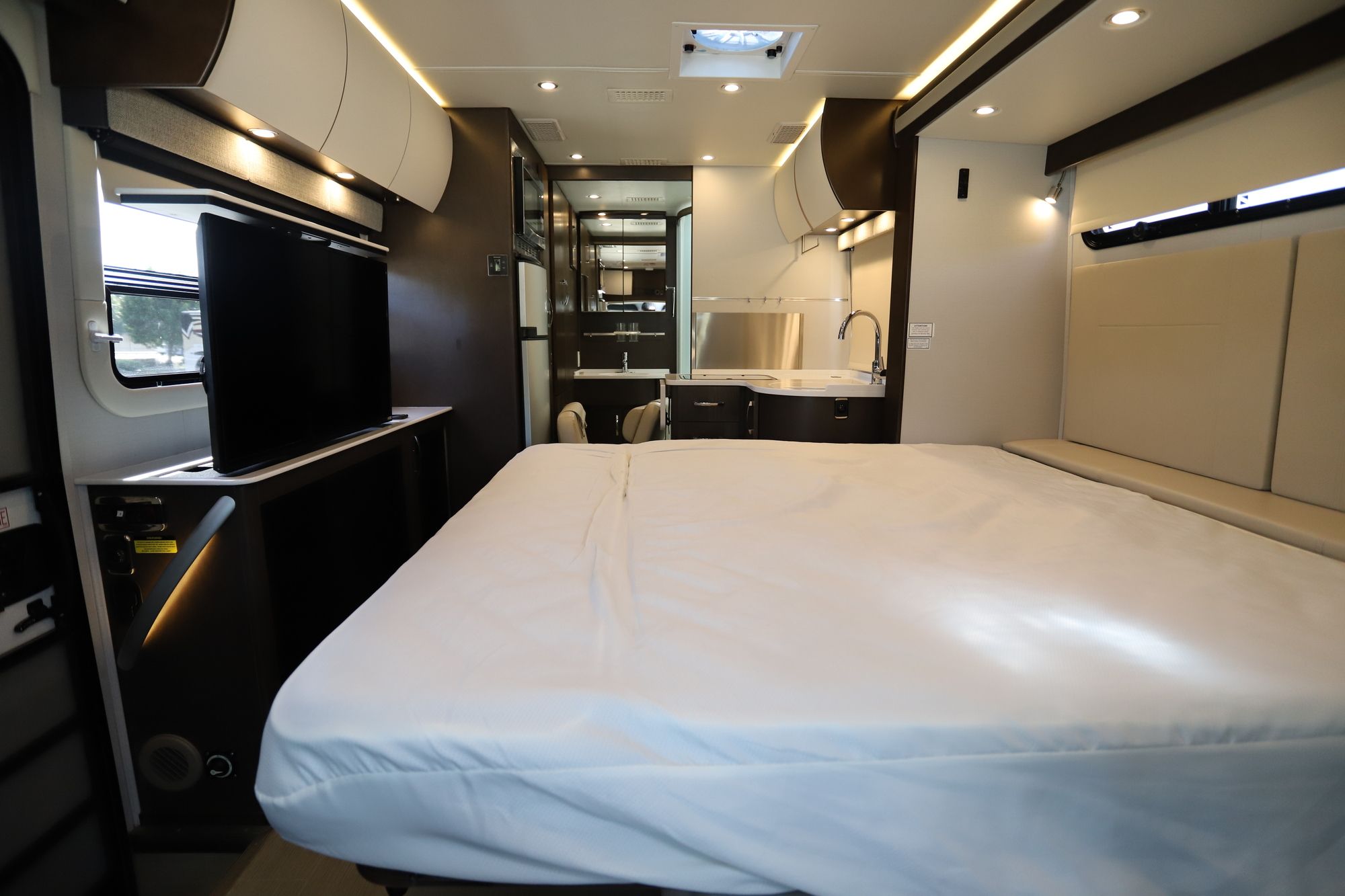 Used 2017 Leisure Van Unity 24MB Class C  For Sale