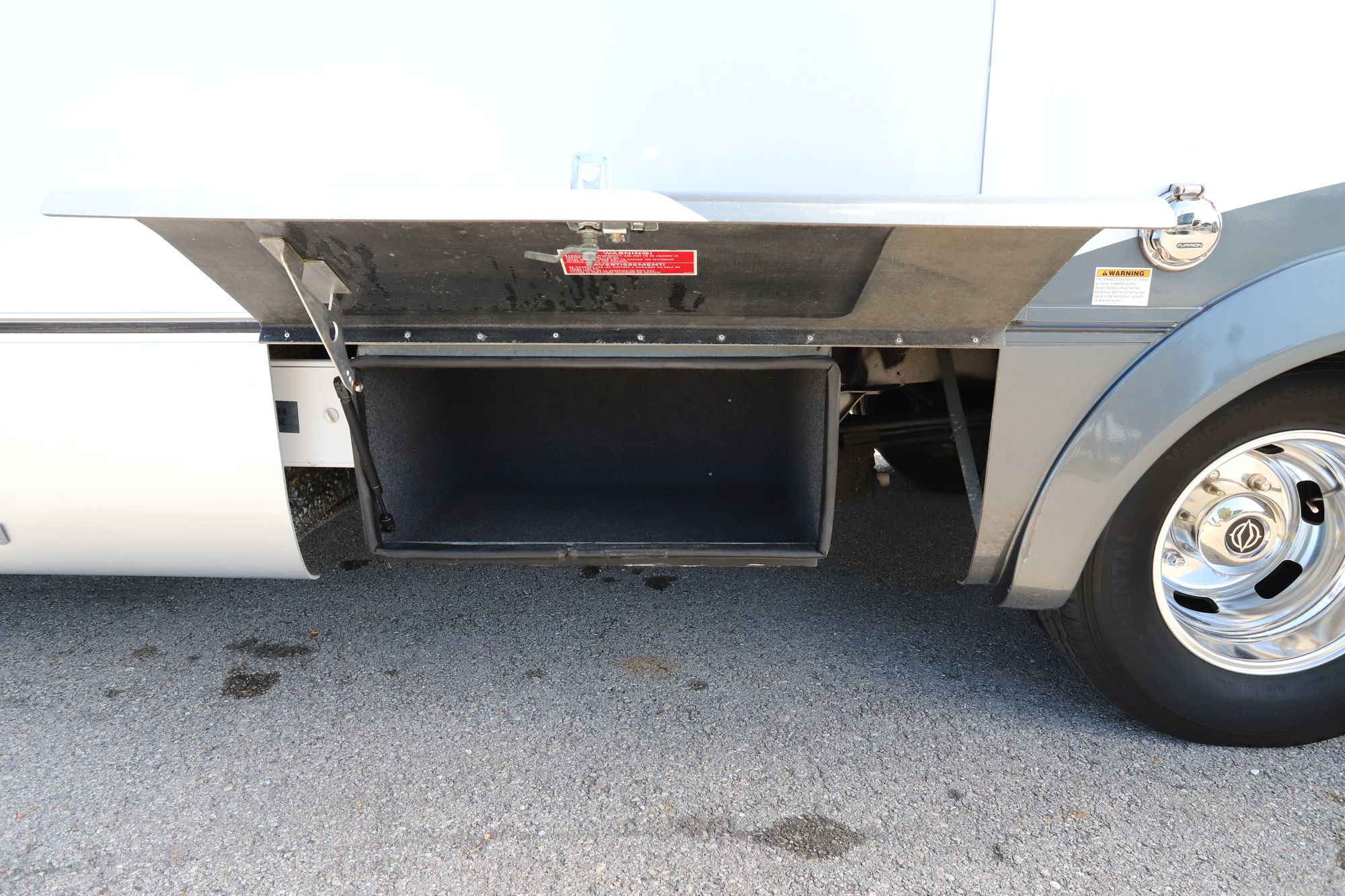 Used 2017 Leisure Van Unity 24MB Class C  For Sale