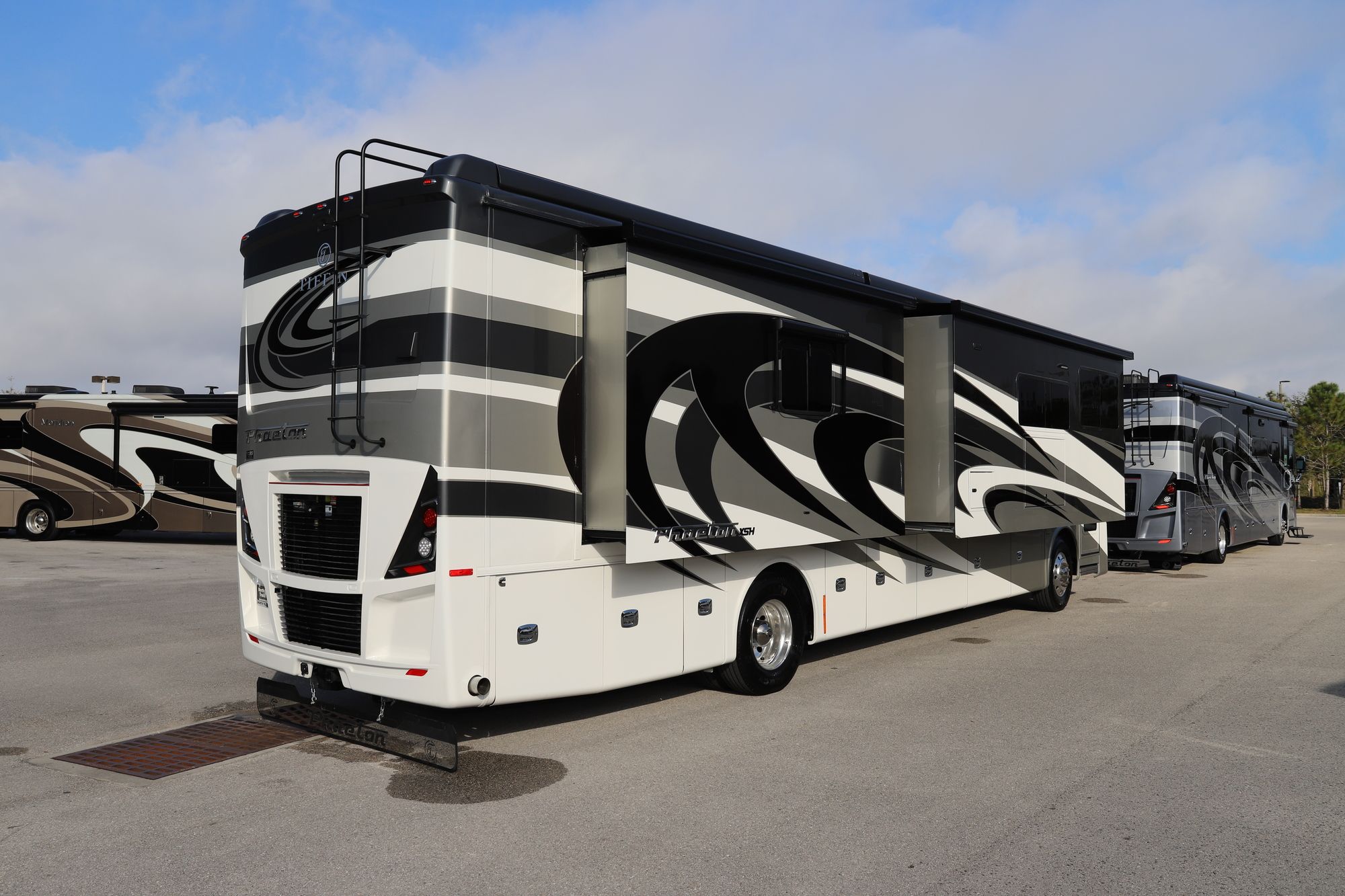 Used 2021 Tiffin Motor Homes Phaeton 40IH Class A  For Sale