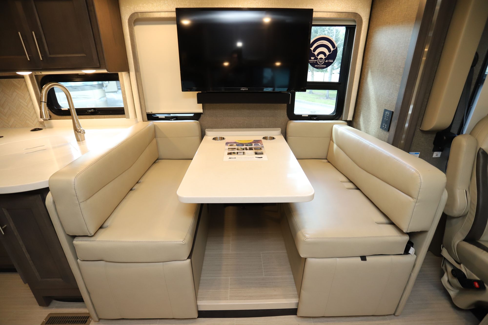 Used 2018 Tiffin Motor Homes Allegro Bus 37AP Class A  For Sale