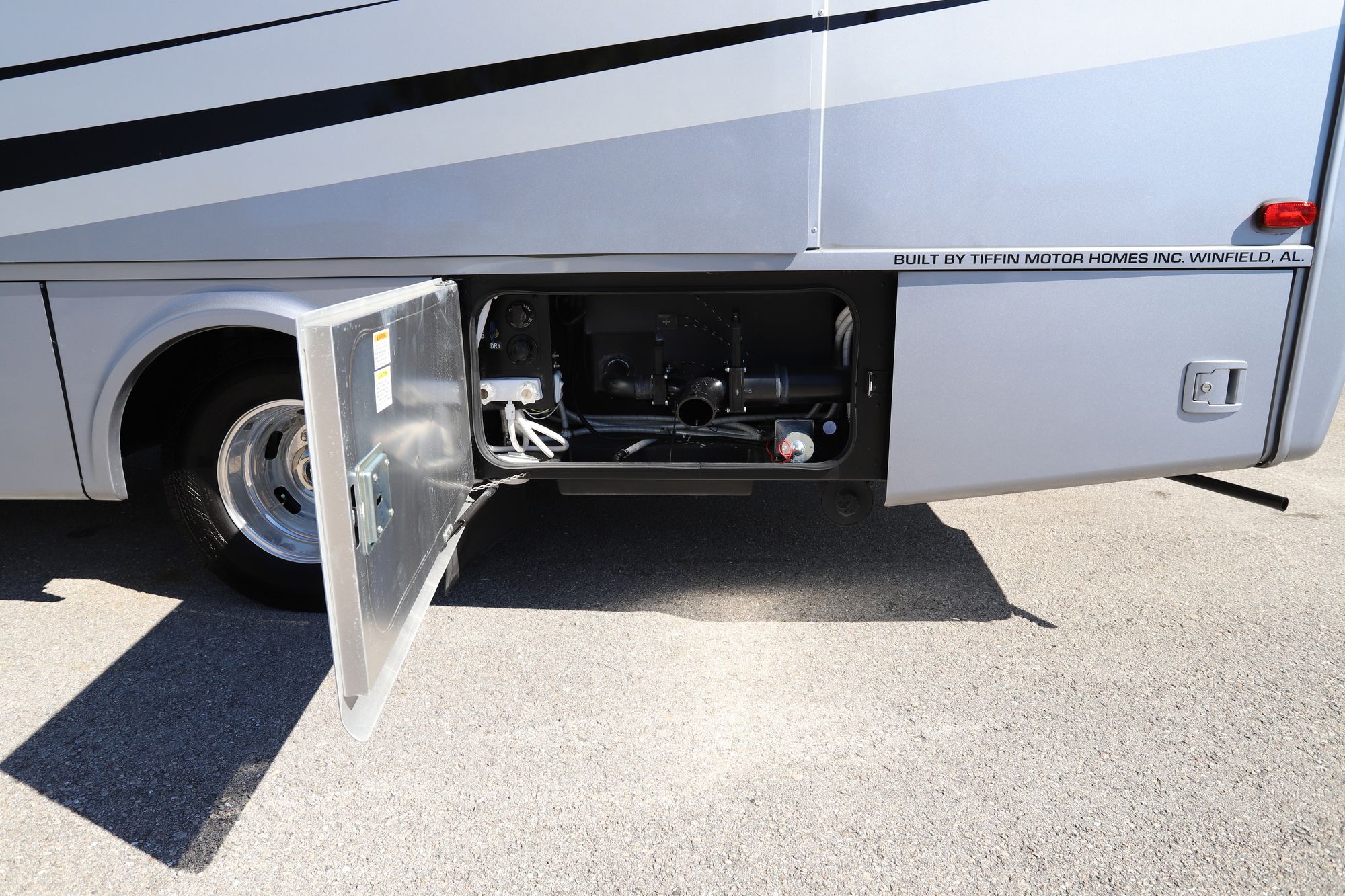 Used 2021 Tiffin Motor Homes Wayfarer 25RW Class C  For Sale