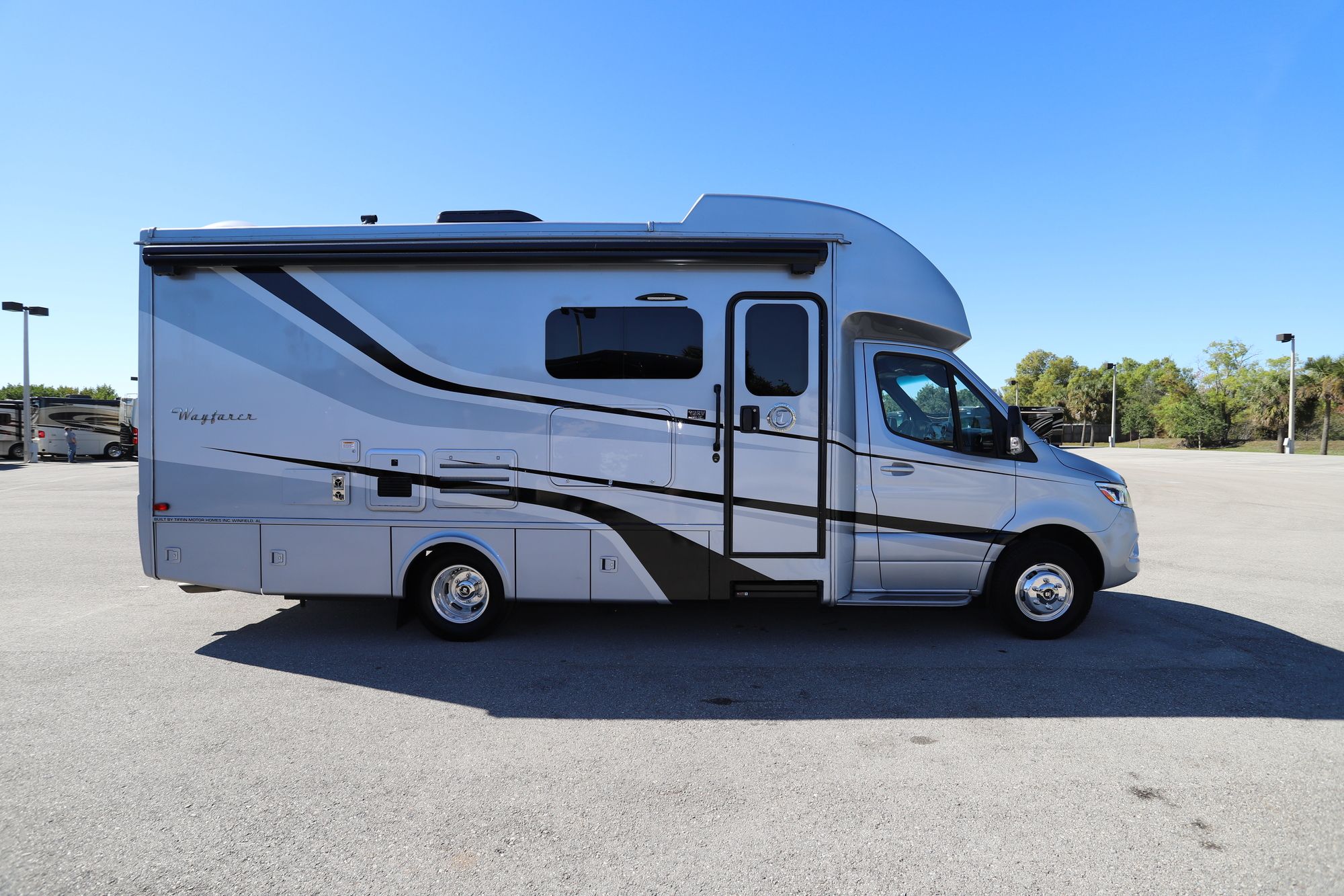 Used 2021 Tiffin Motor Homes Wayfarer 25RW Class C  For Sale