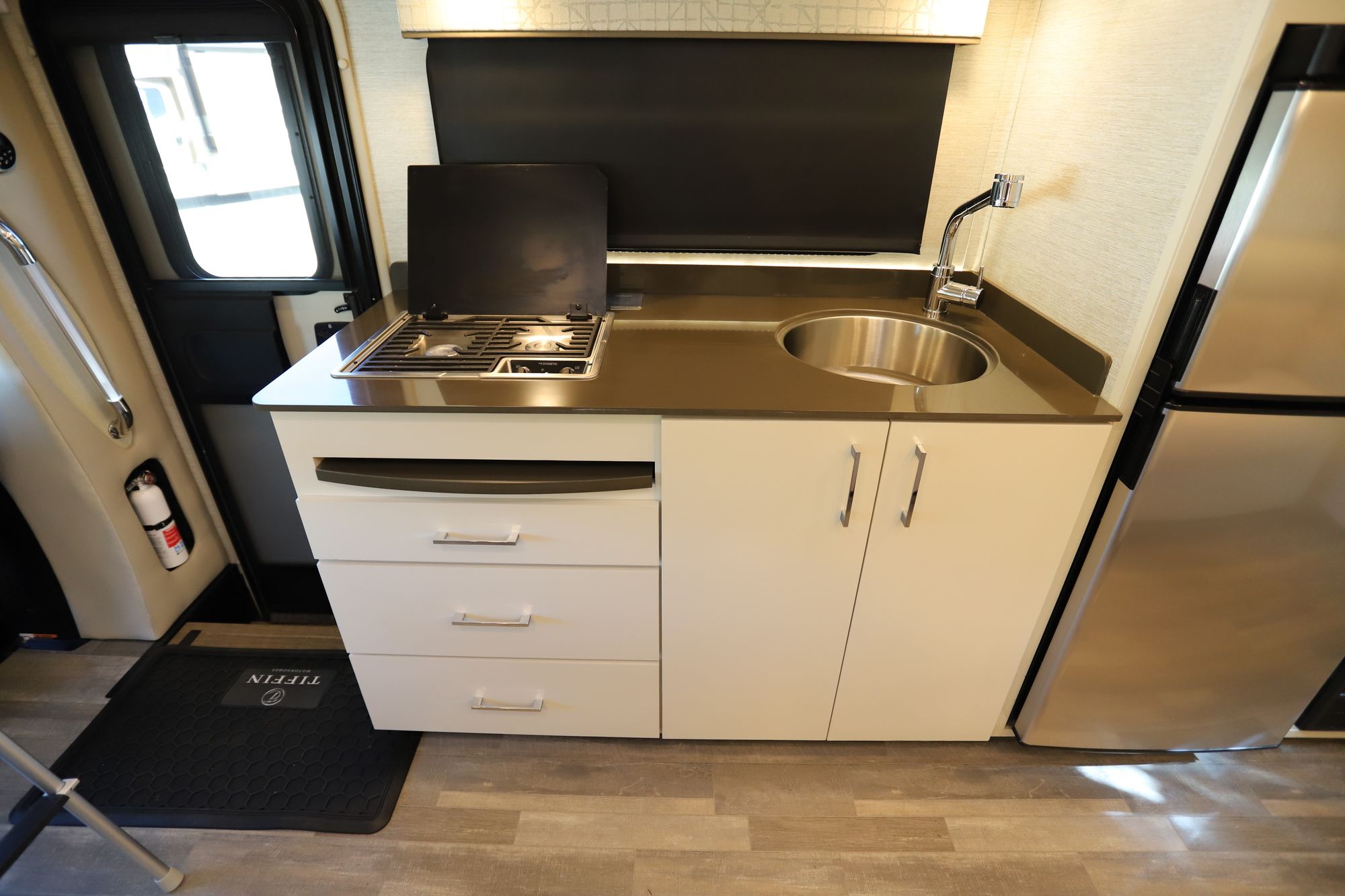 Used 2021 Tiffin Motor Homes Wayfarer 25RW Class C  For Sale