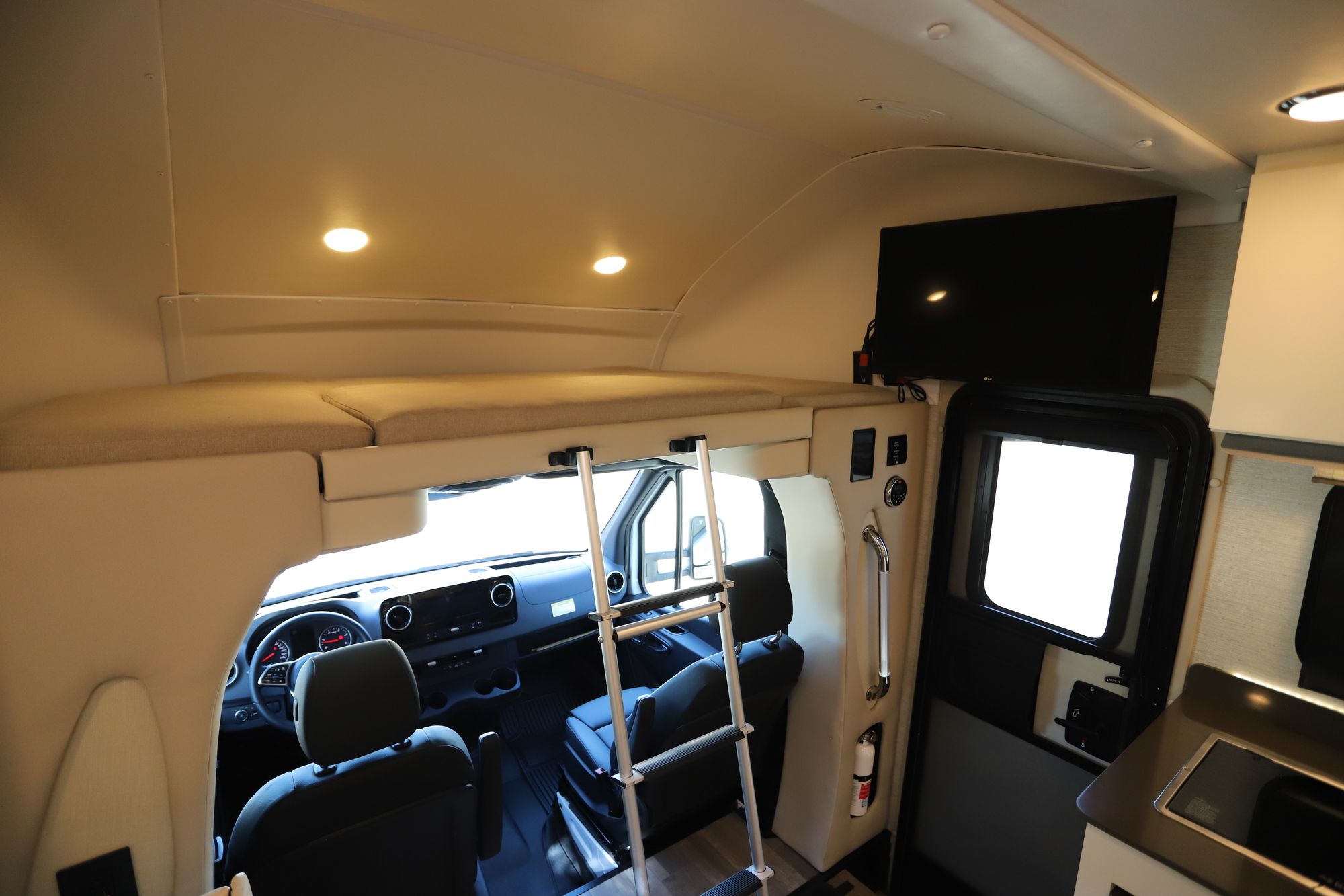 Used 2021 Tiffin Motor Homes Wayfarer 25RW Class C  For Sale