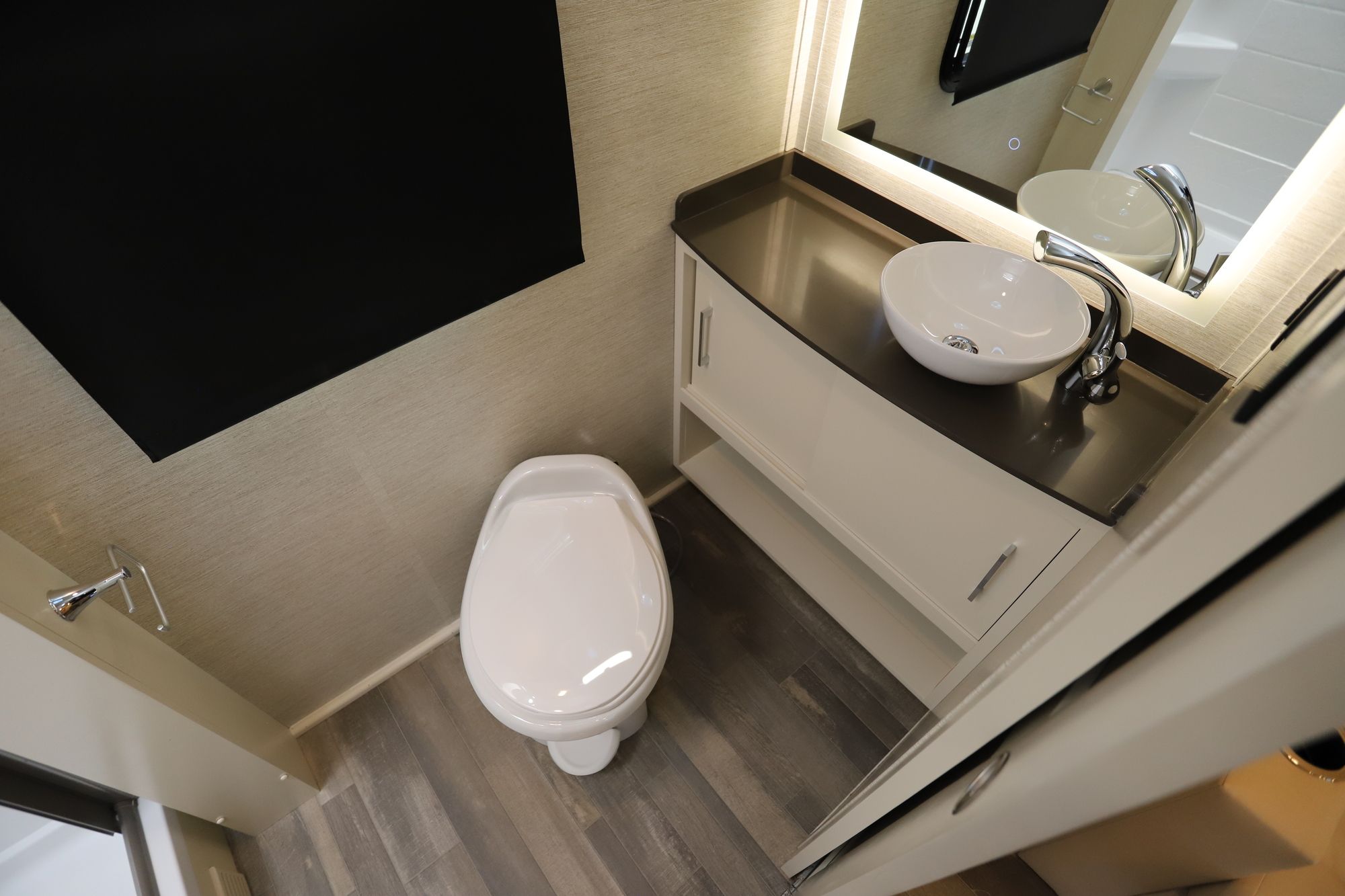 Used 2021 Tiffin Motor Homes Wayfarer 25RW Class C  For Sale