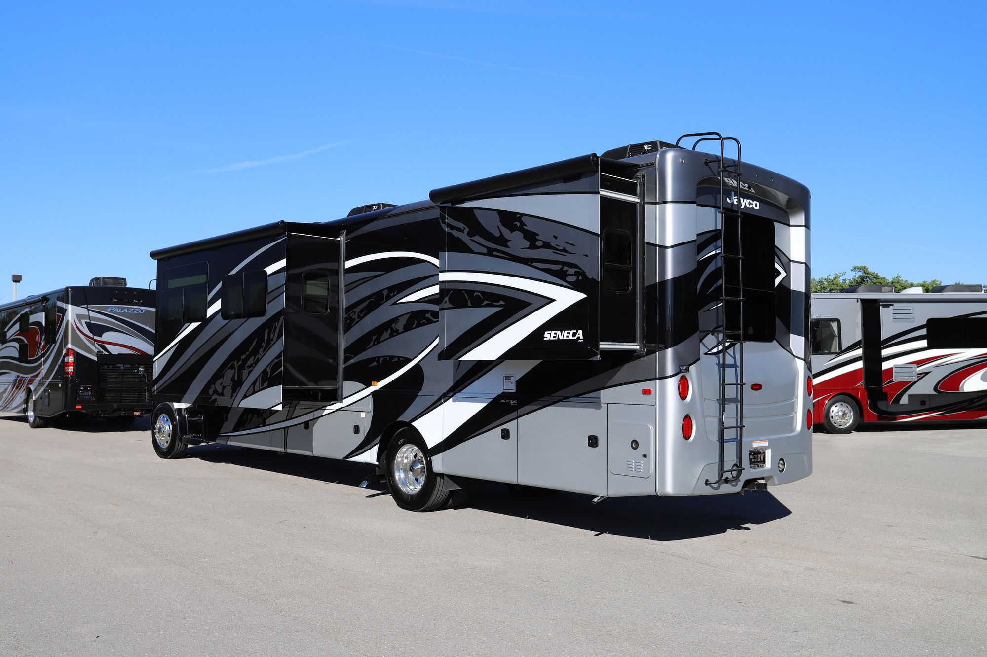 New 2021 Jayco Seneca 37L Super C  For Sale