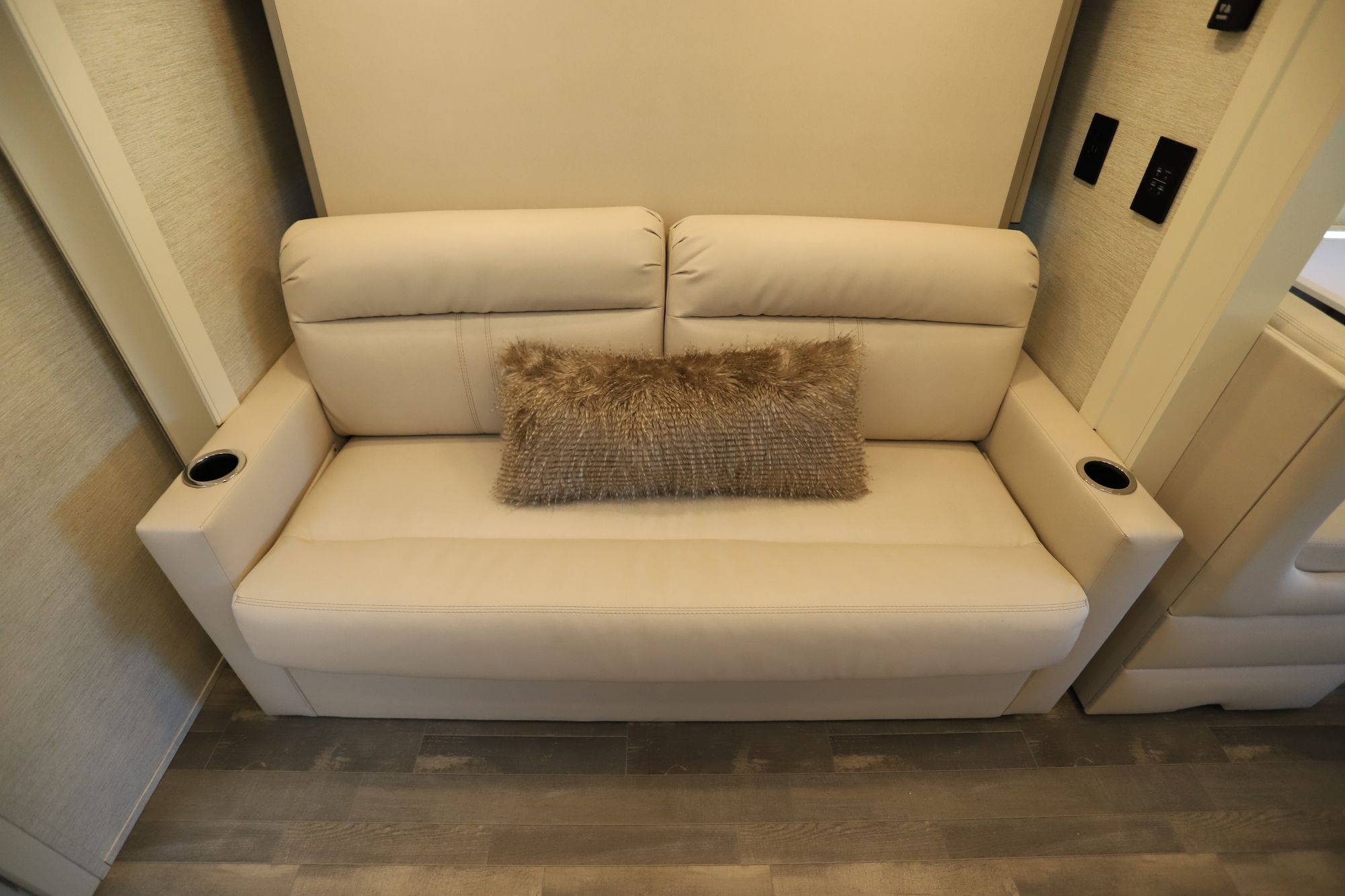 Used 2021 Tiffin Motor Homes Wayfarer 25RW Class C  For Sale