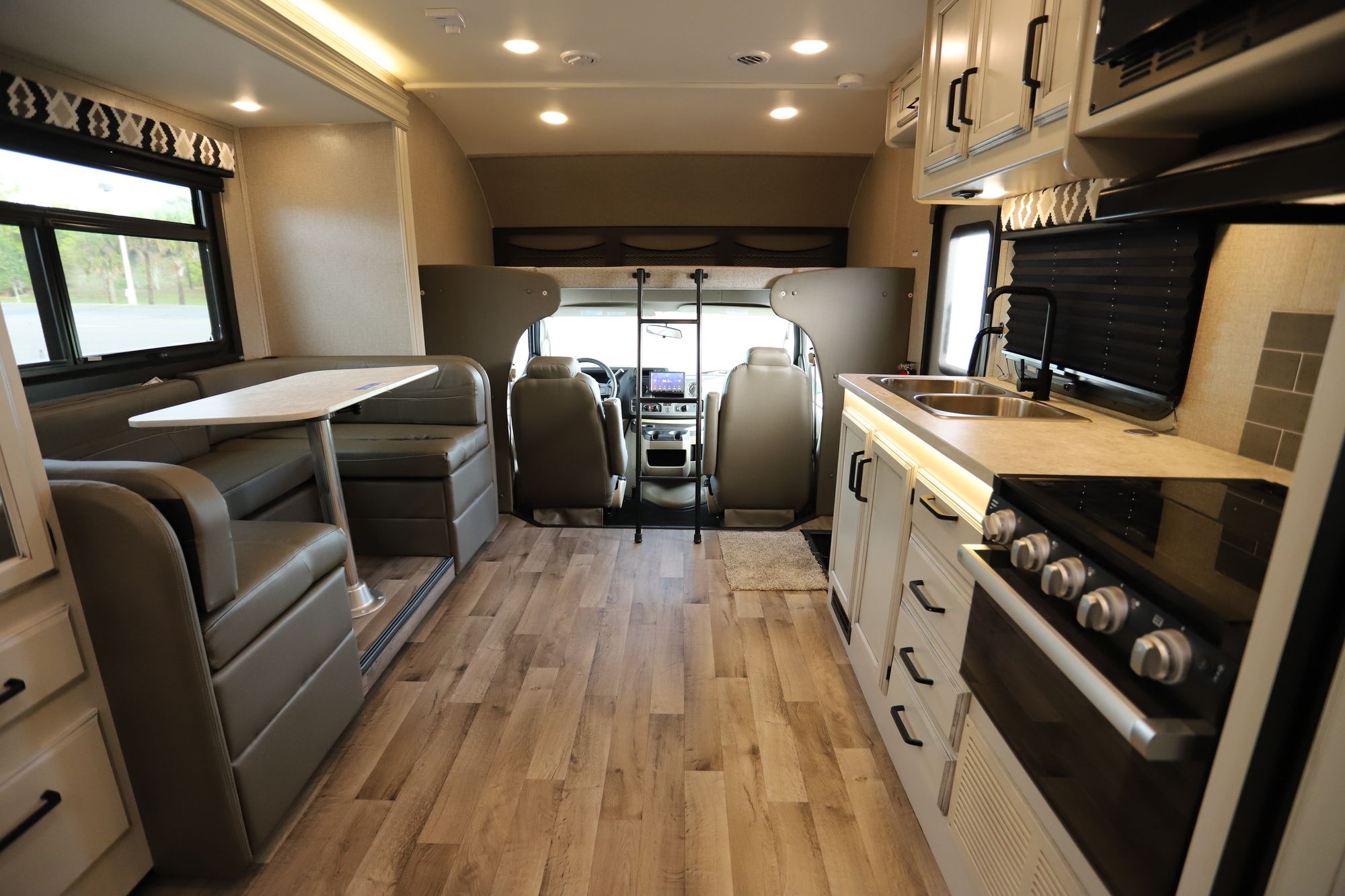 New 2021 Jayco Redhawk 26M Class C  For Sale