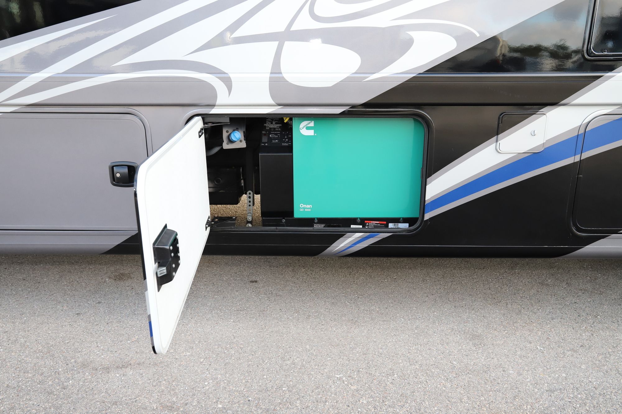Used 2020 Thor Omni 34SV Super C  For Sale