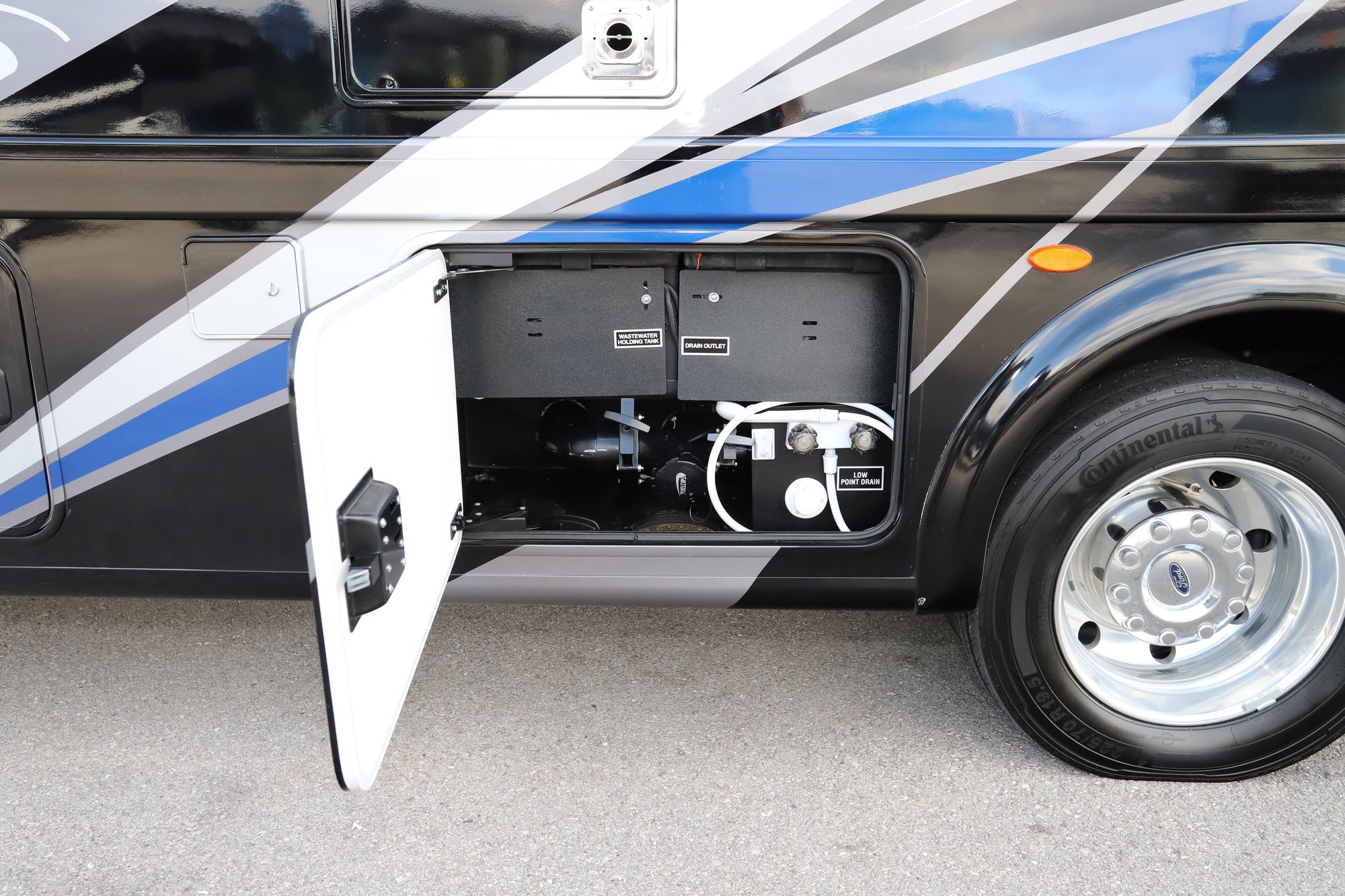 Used 2020 Thor Omni 34SV Super C  For Sale