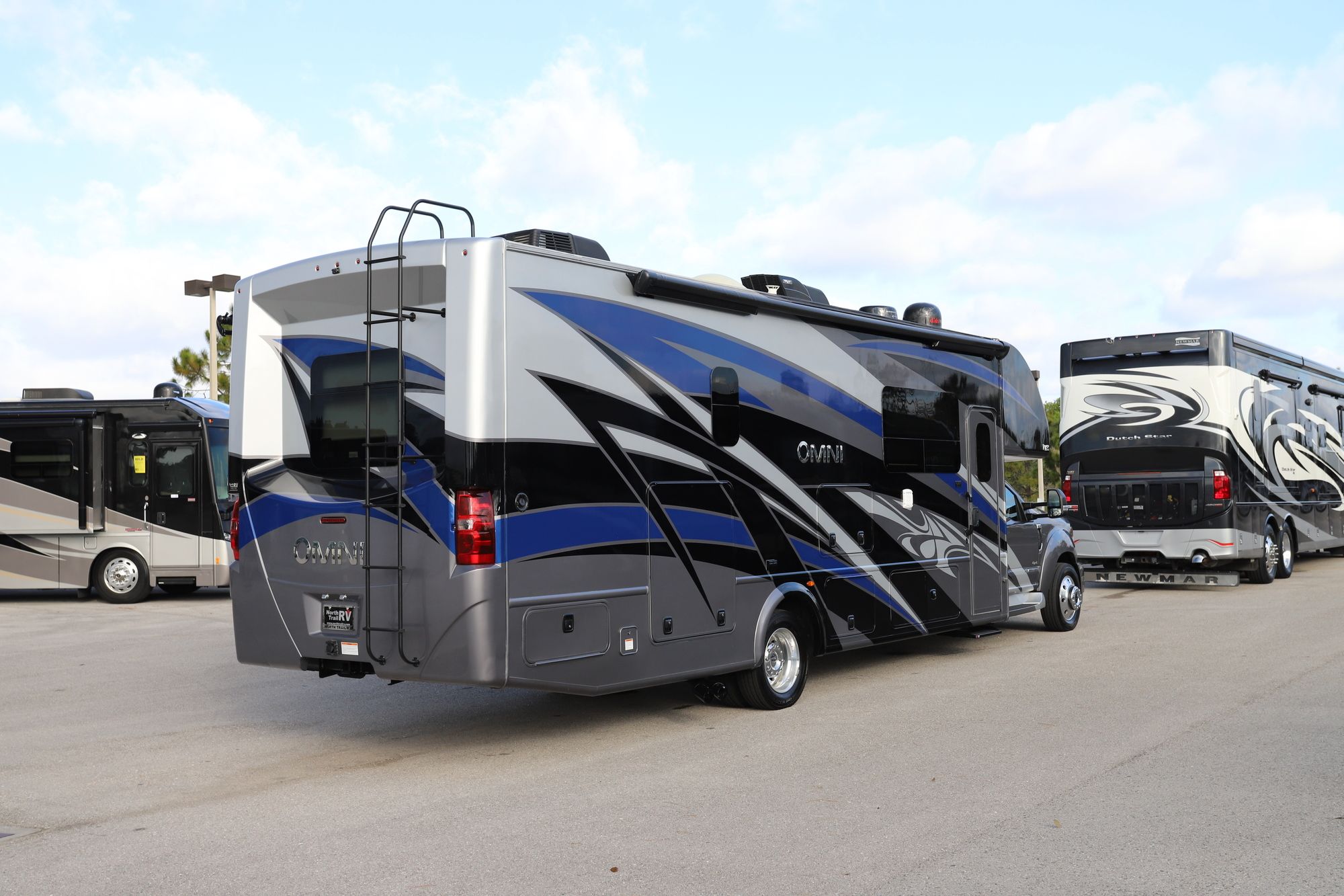 Used 2020 Thor Omni 34SV Super C  For Sale