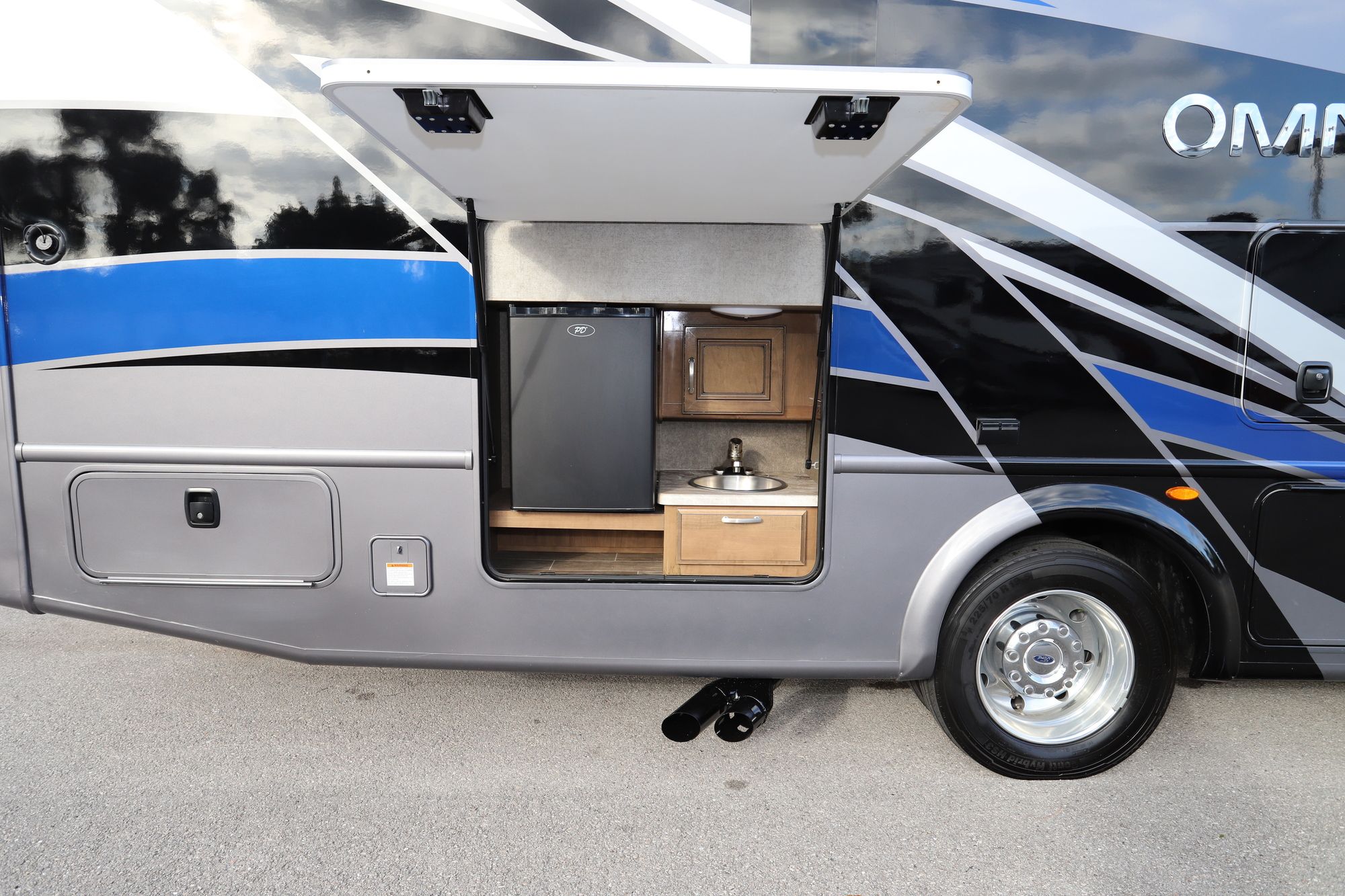 Used 2020 Thor Omni 34SV Super C  For Sale