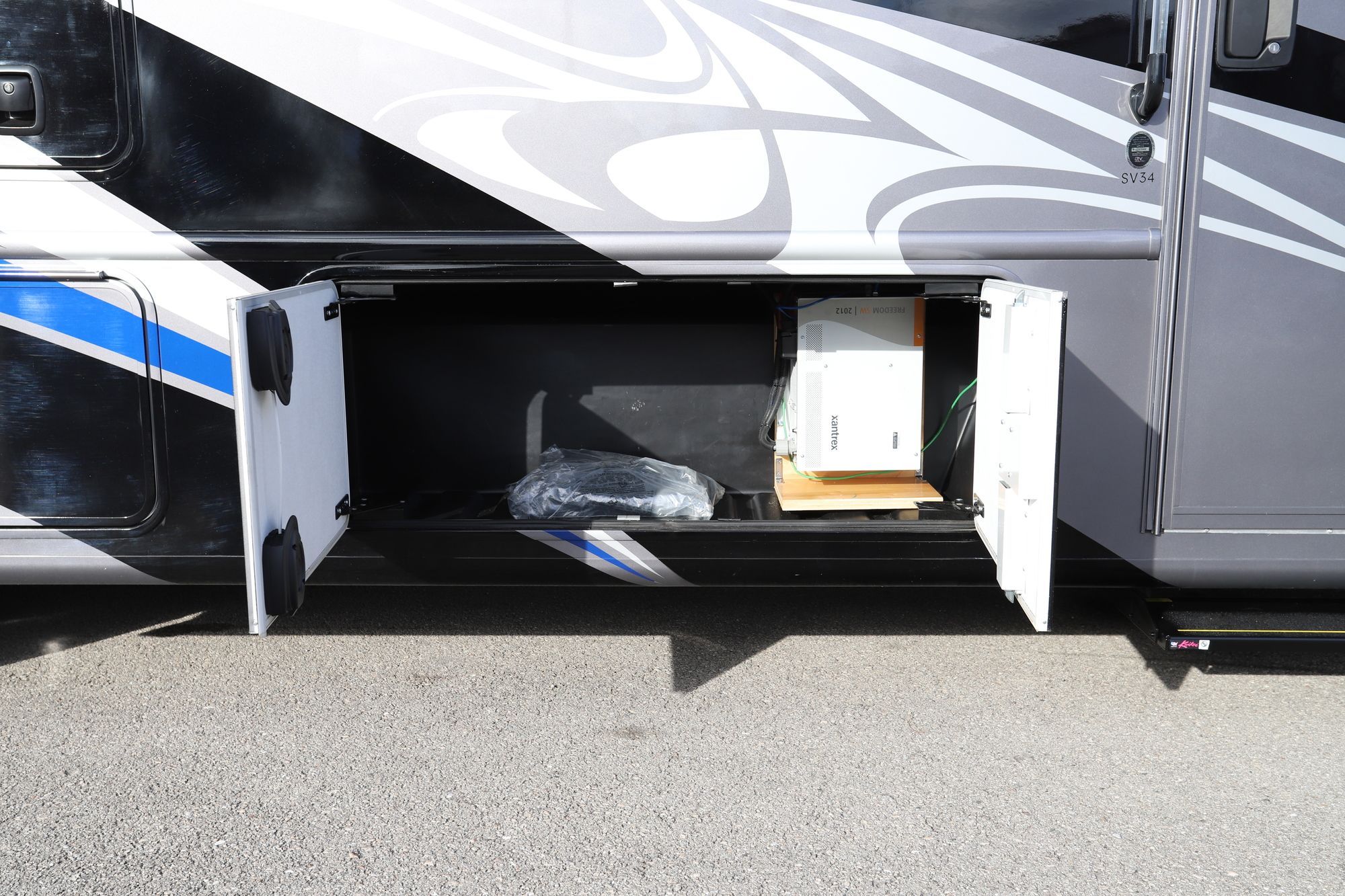 Used 2020 Thor Omni 34SV Super C  For Sale
