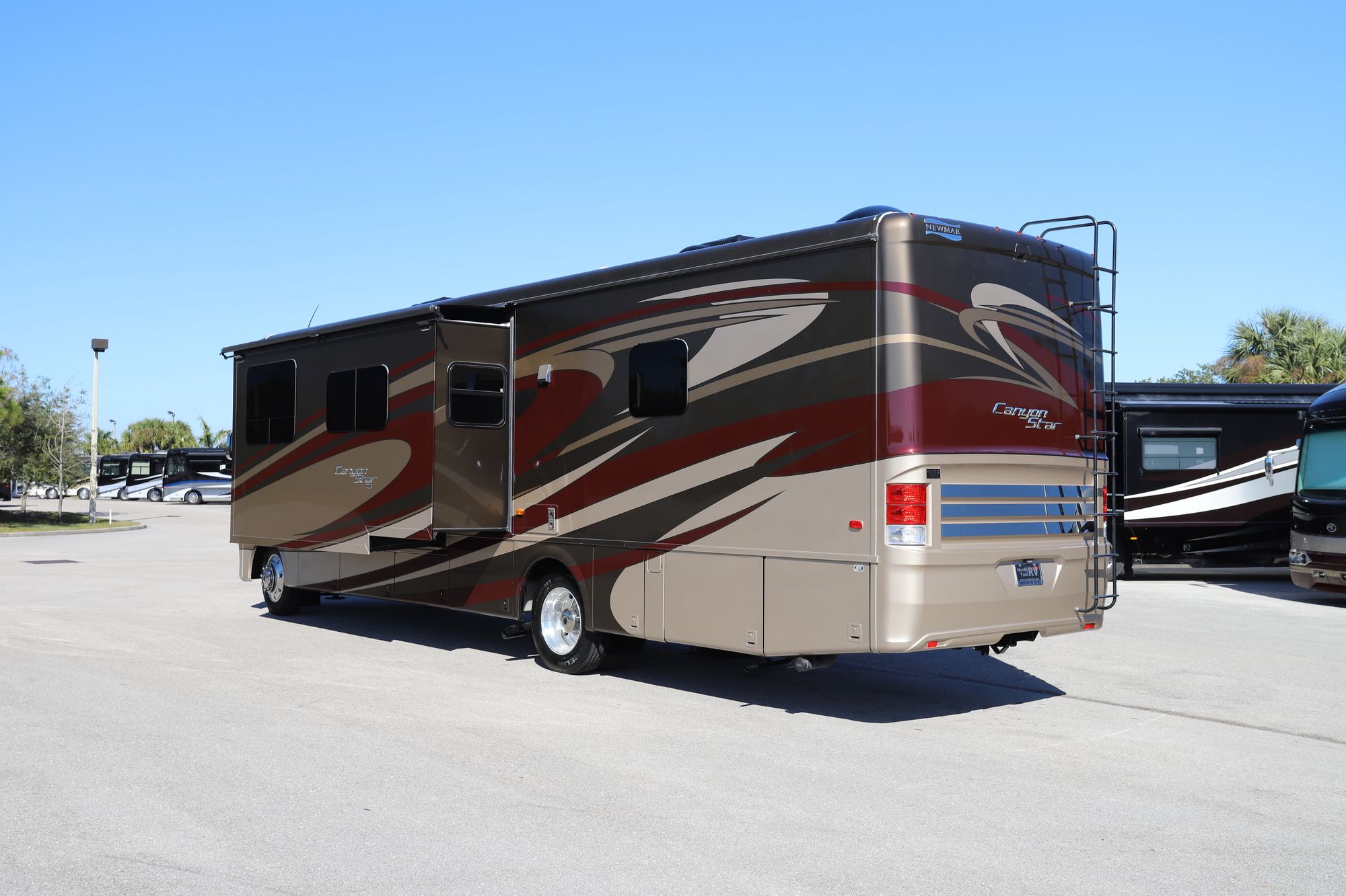 Used 2015 Newmar Canyon Star 3610 Class A  For Sale