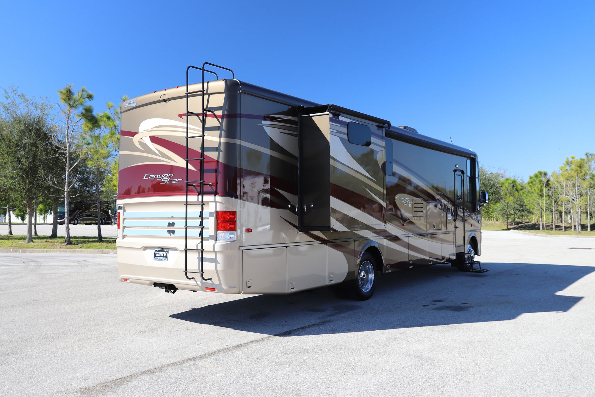 Used 2015 Newmar Canyon Star 3610 Class A  For Sale