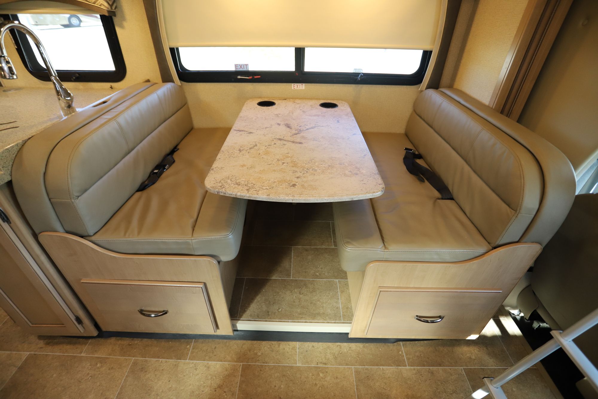 Used 2019 Thor Chateau 31W Class C  For Sale