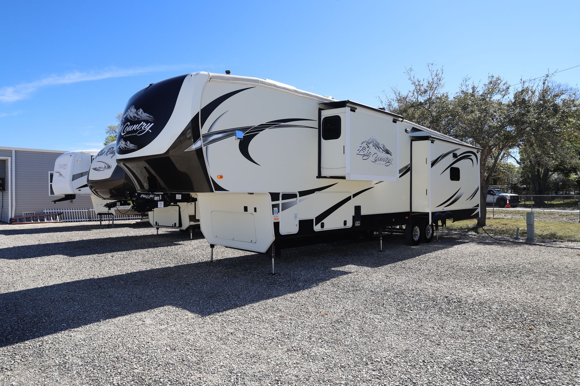 Used 2015 Heartland Rv Big Country 3950FB Fifth Wheel  For Sale