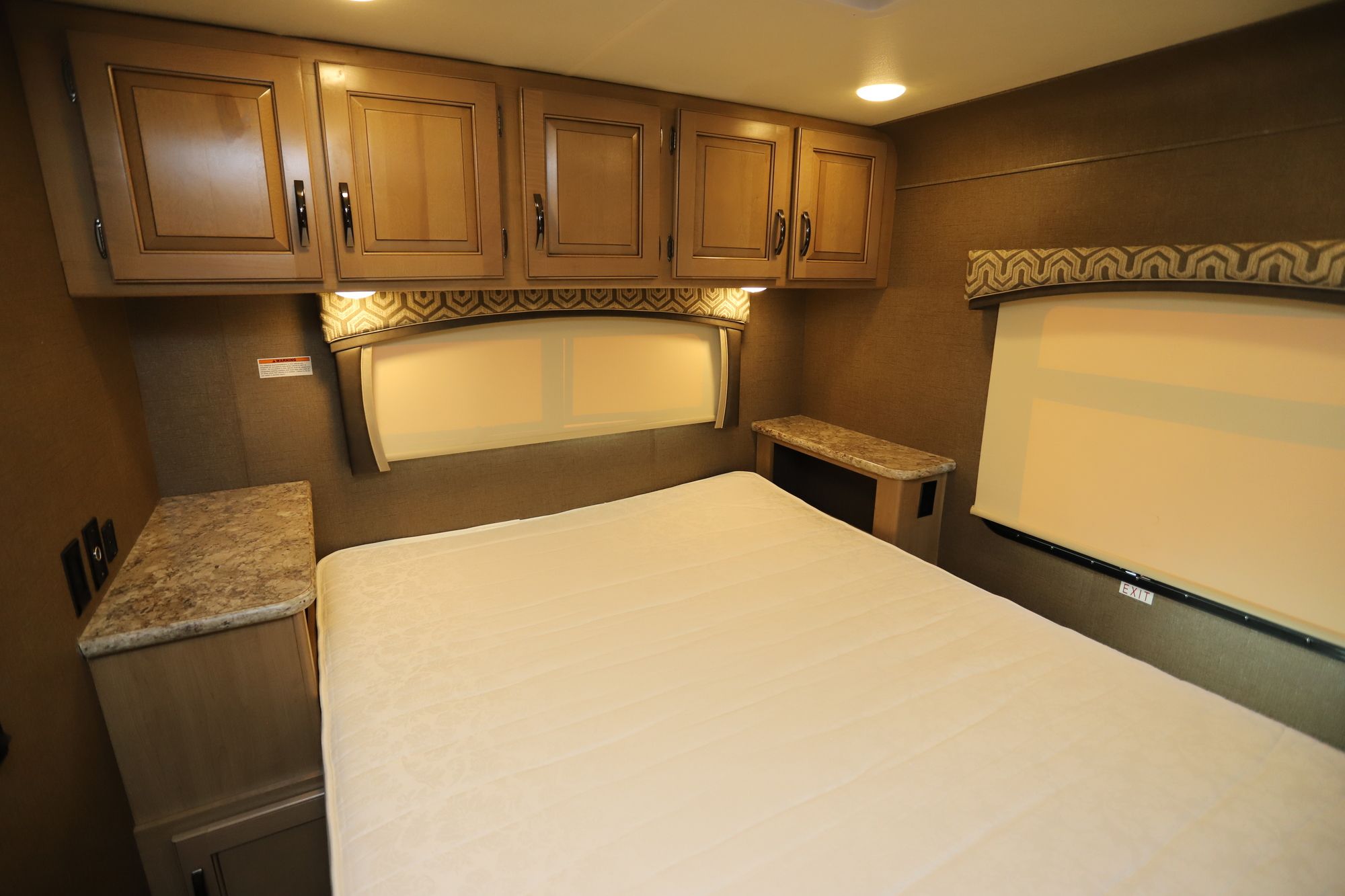 Used 2019 Thor Chateau 31W Class C  For Sale