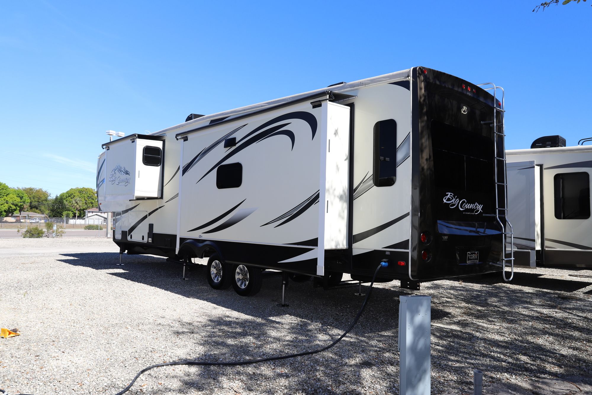 Used 2015 Heartland Rv Big Country 3950FB Fifth Wheel  For Sale