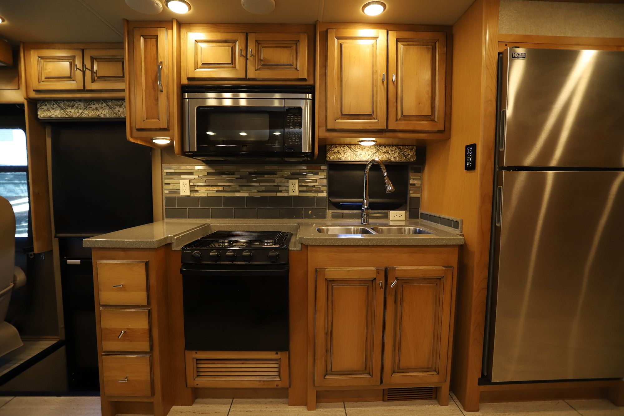 Used 2018 Tiffin Motor Homes Allegro 36UA Class A  For Sale