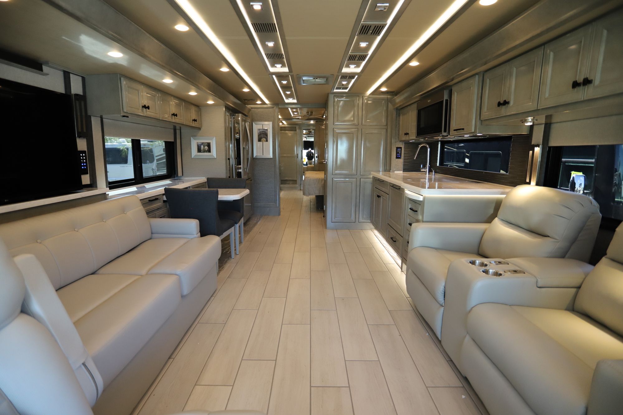 New 2021 Tiffin Motor Homes Allegro Bus 40IP Class A  For Sale