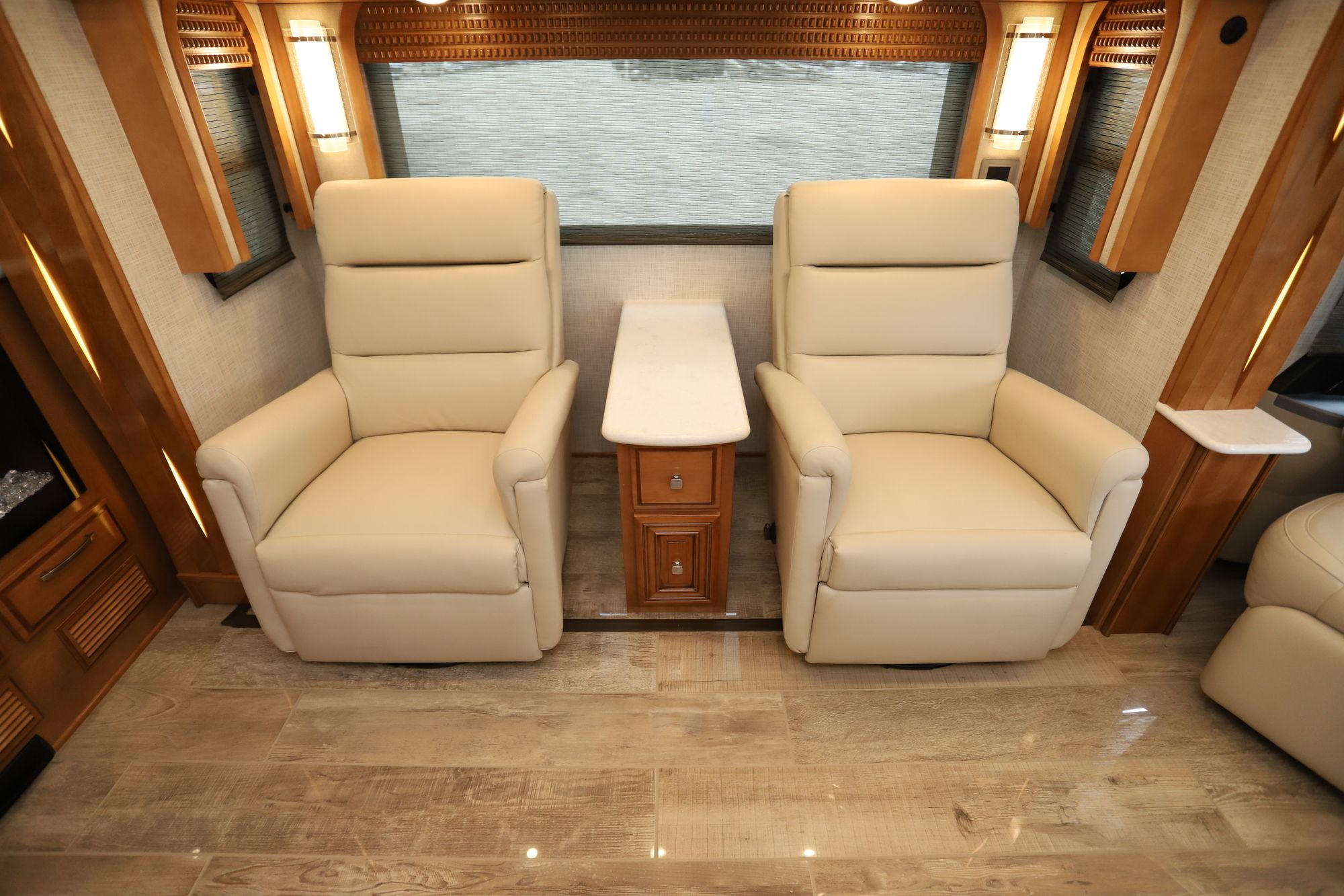 New 2021 Newmar New Aire 3543 Class A  For Sale