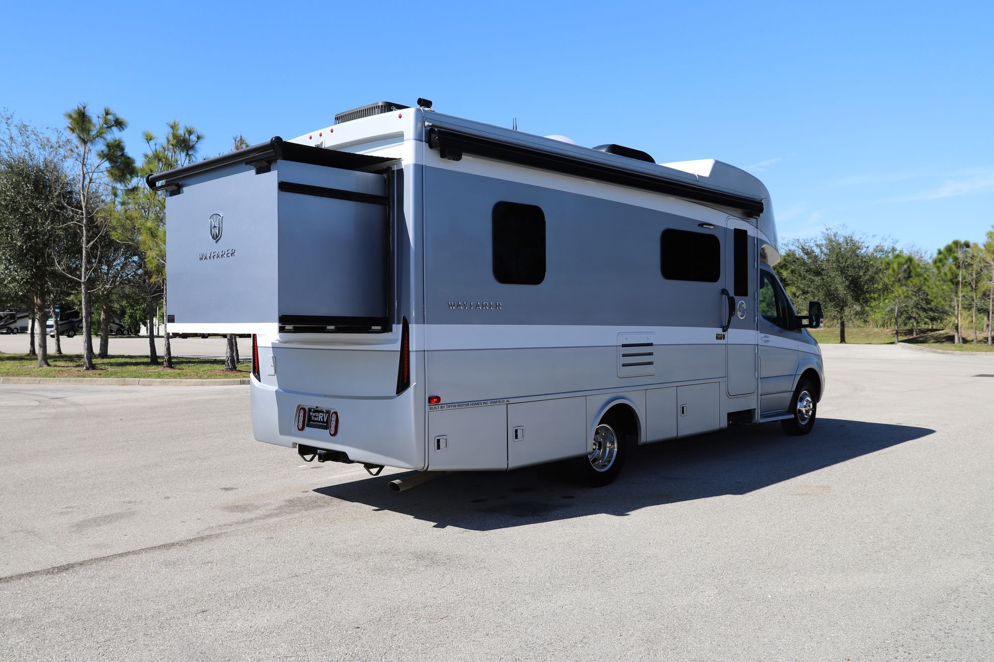 New 2021 Tiffin Motor Homes Wayfarer 25SW Class C  For Sale