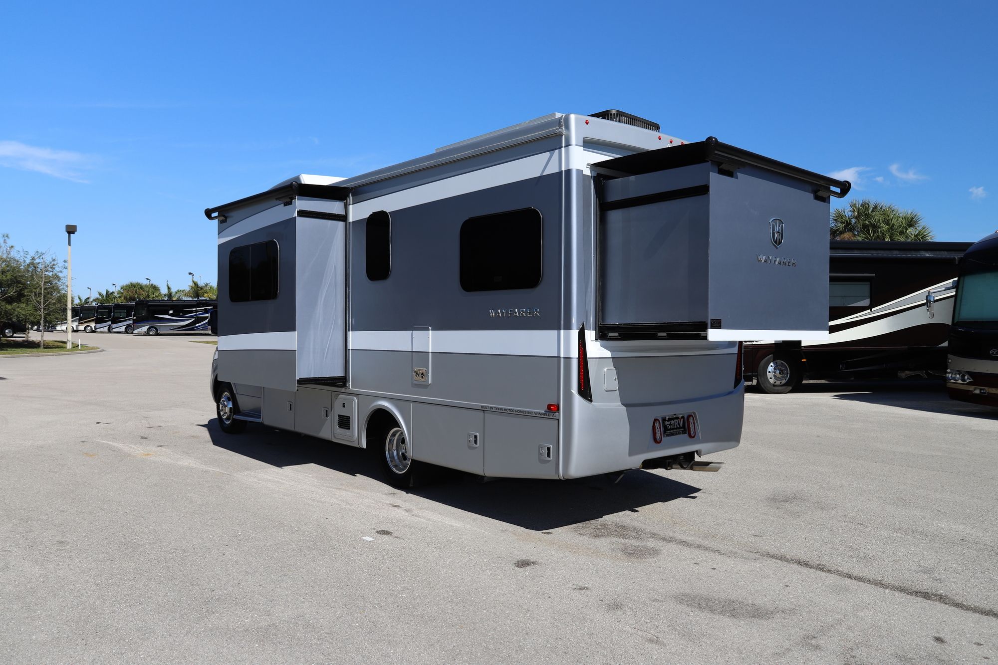 New 2021 Tiffin Motor Homes Wayfarer 25SW Class C  For Sale