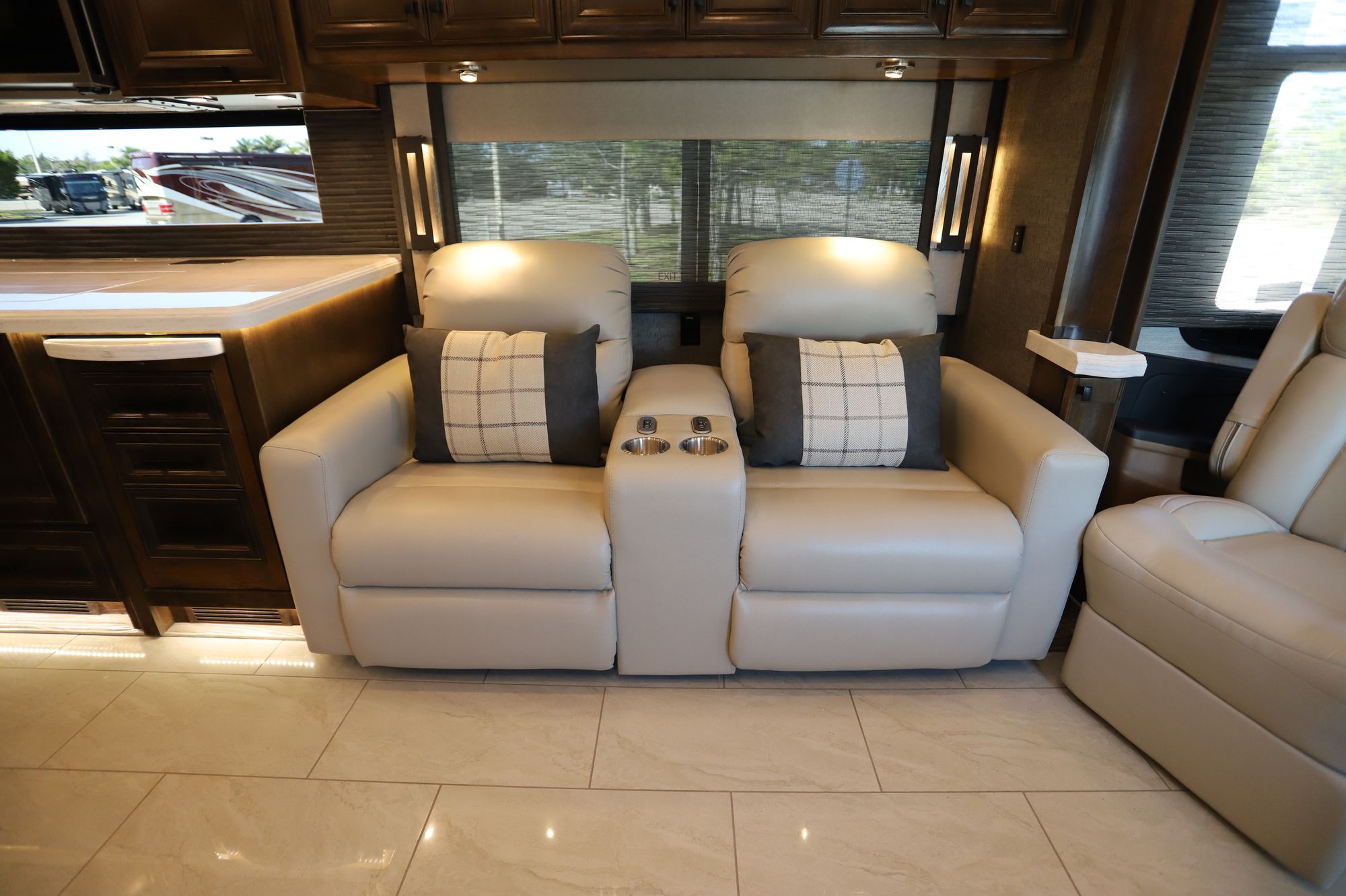 New 2021 Tiffin Motor Homes Allegro Bus 40IP Class A  For Sale