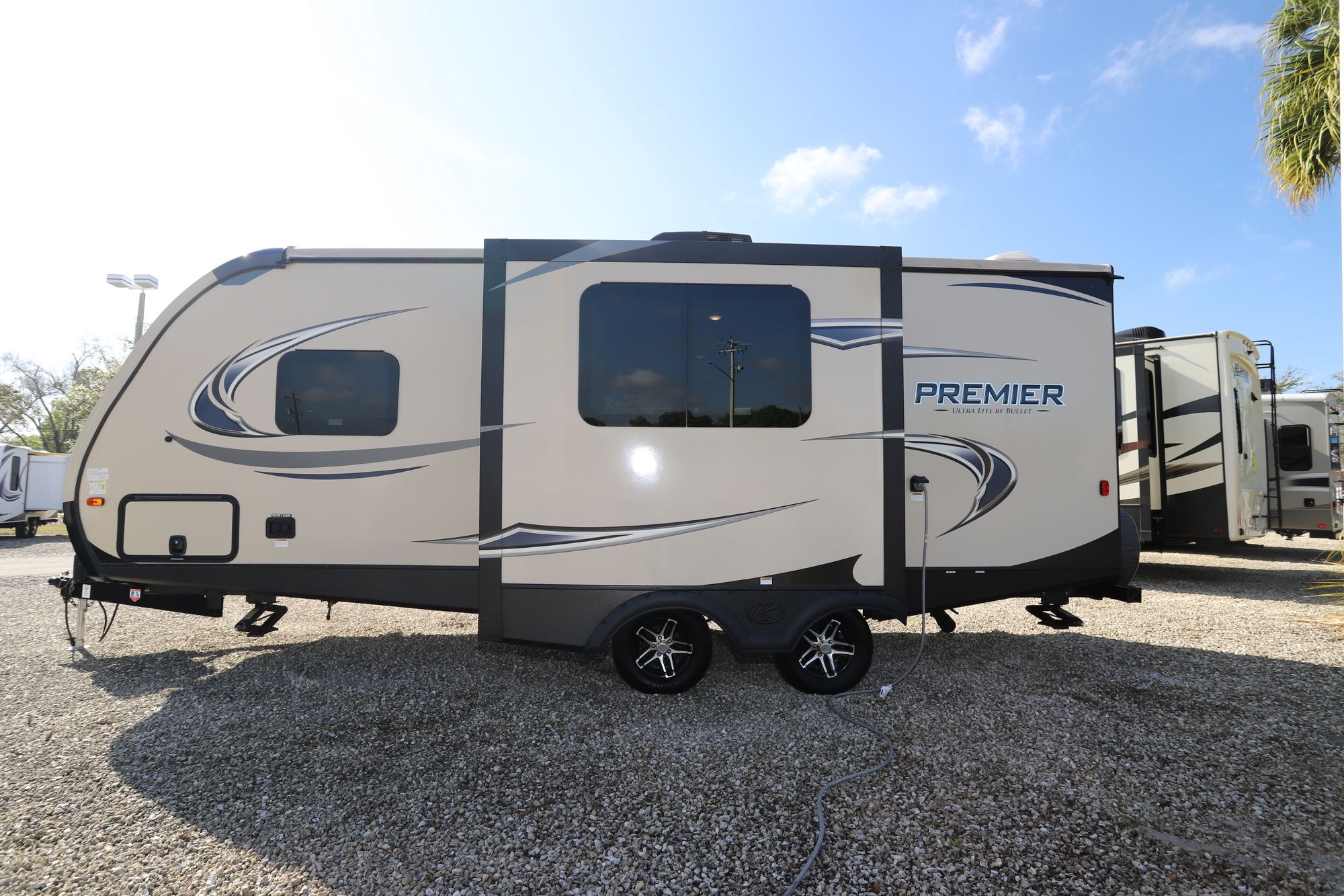 Used 2018 Keystone Bullet 22RBPR Travel Trailer  For Sale