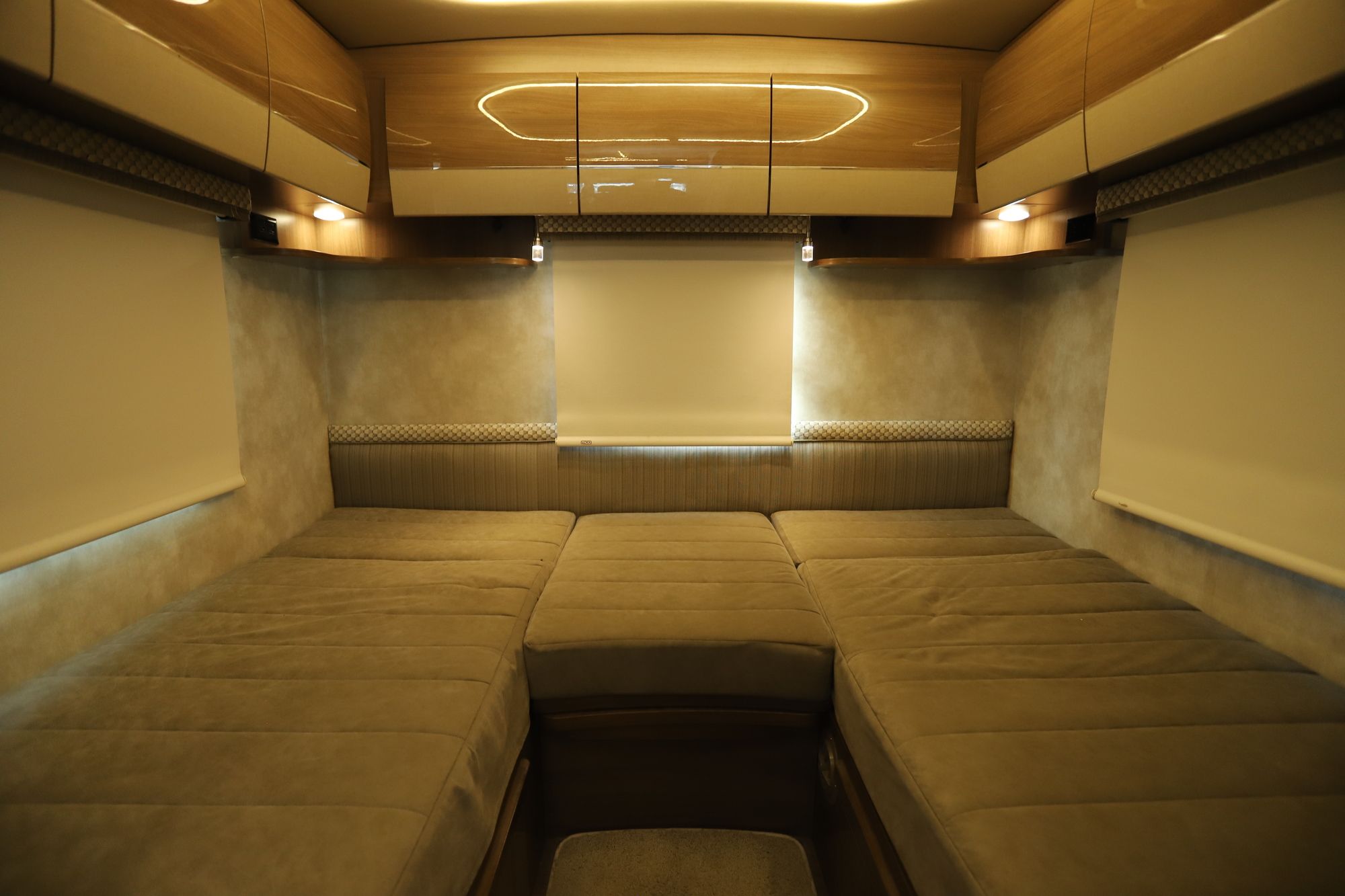 Used 2019 Winnebago Navion 24V Class C  For Sale