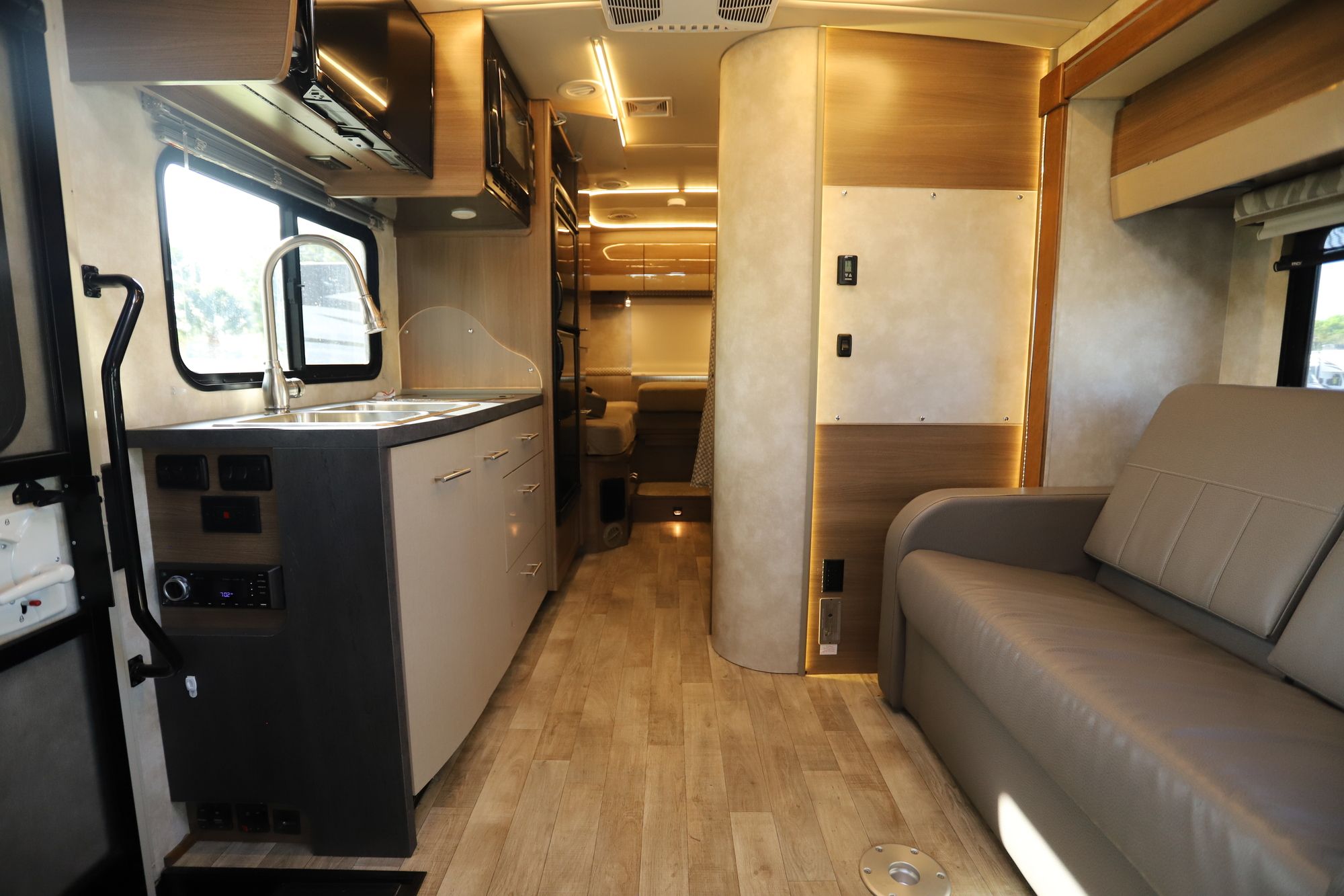 Used 2019 Winnebago Navion 24V Class C  For Sale