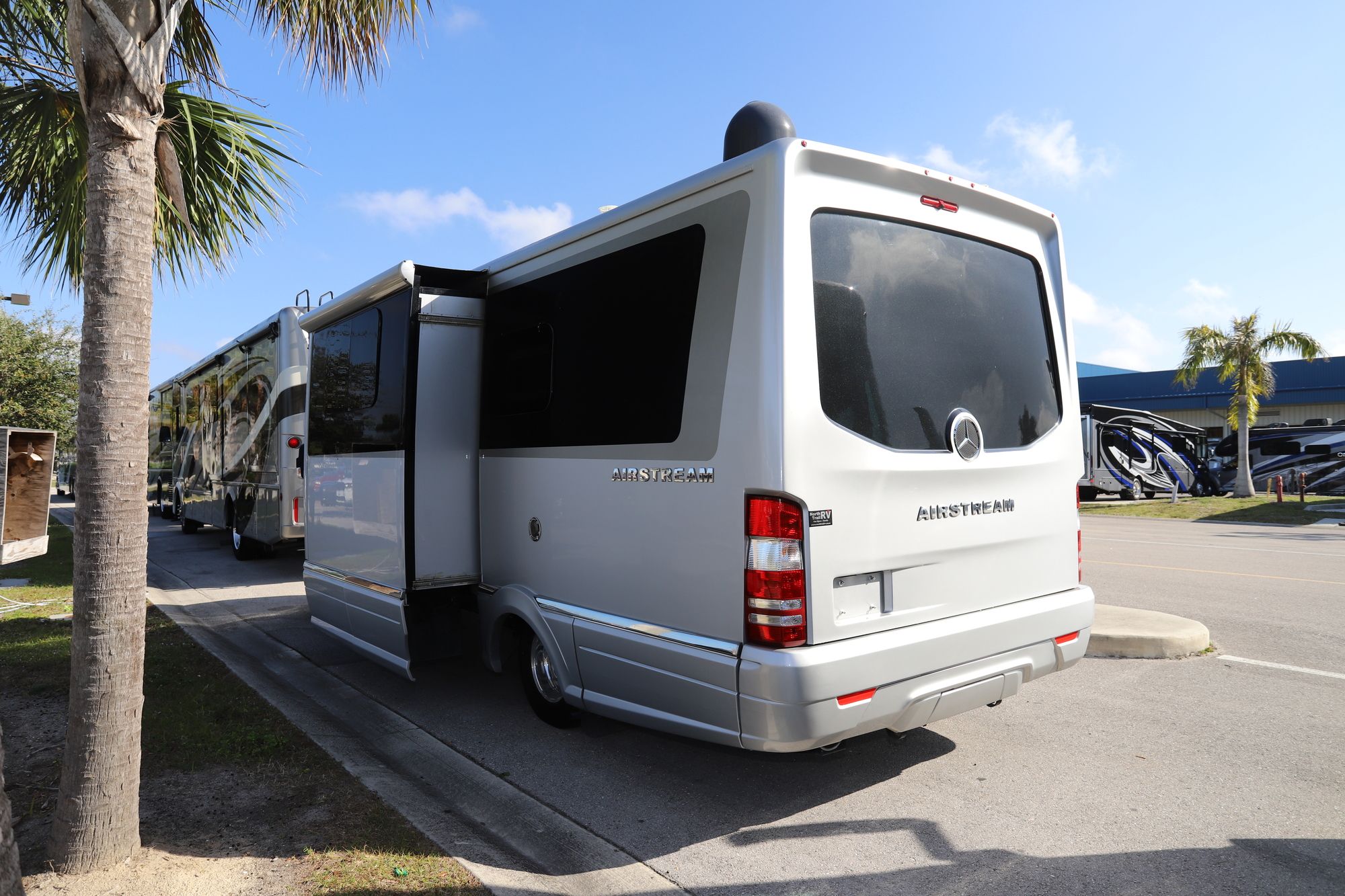 Used 2019 Airstream Atlas 24 MURPHY Class C  For Sale