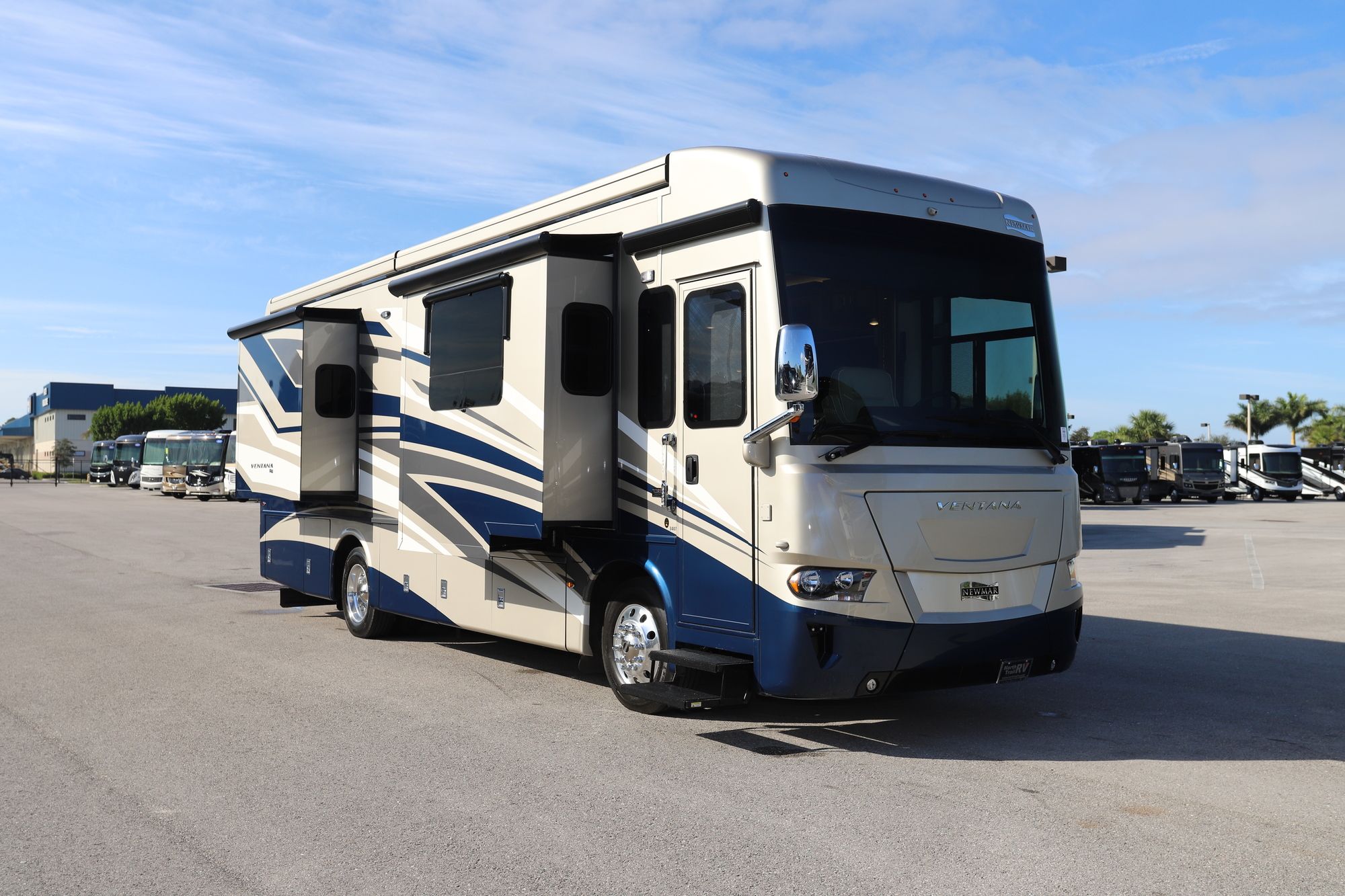 Used 2020 Newmar Ventana 3407 Class A  For Sale