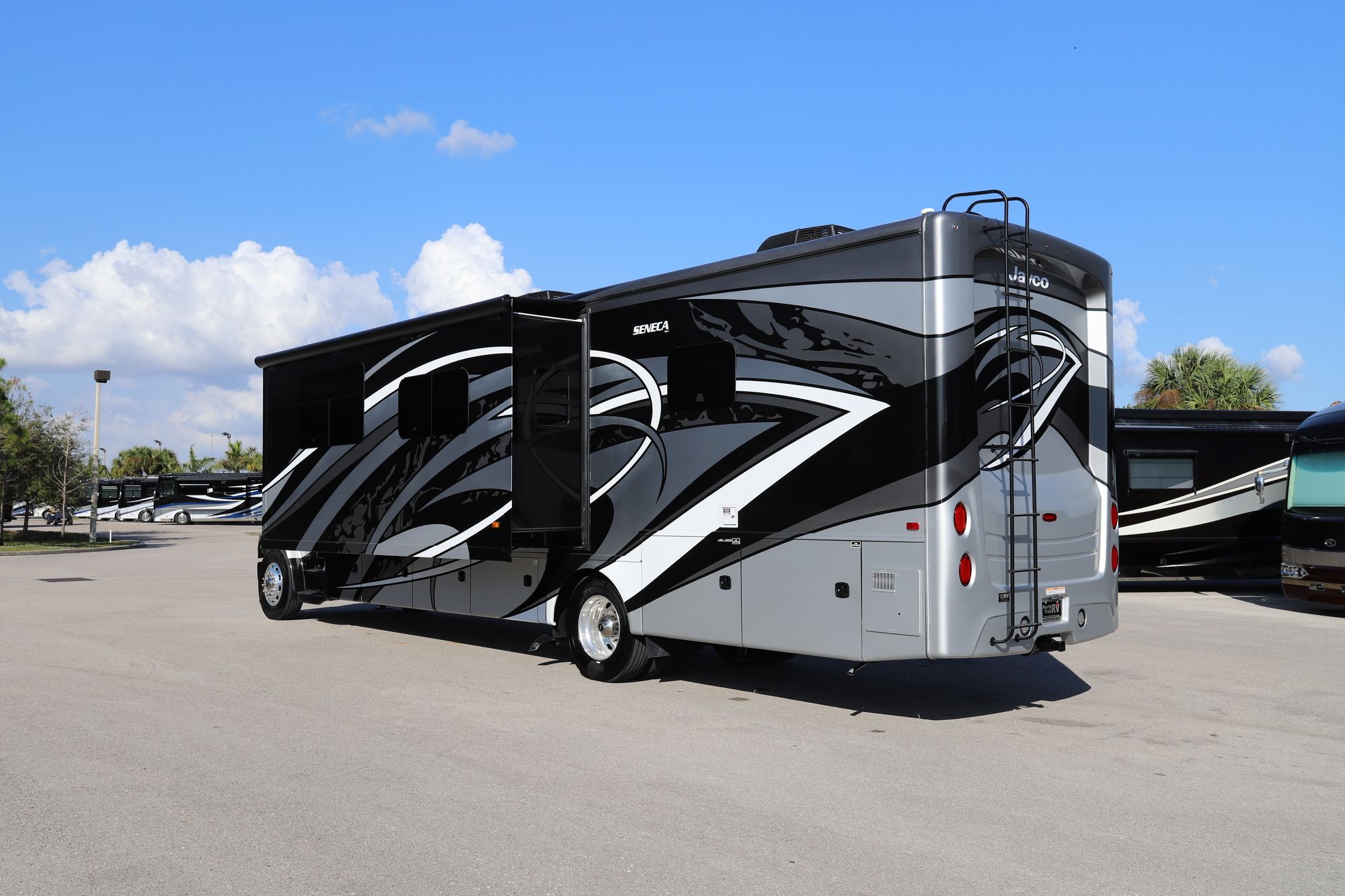 Used 2021 Jayco Seneca 37FK Super C  For Sale