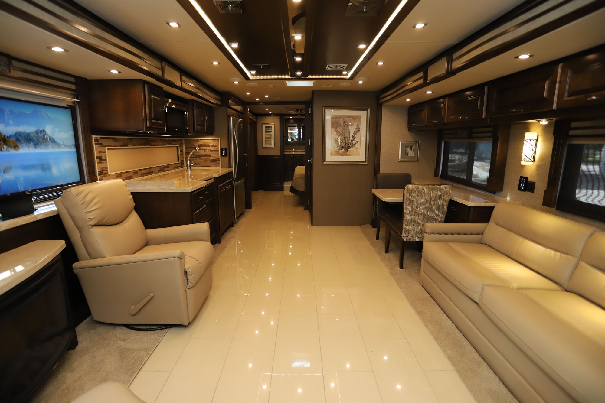 Used 2019 Tiffin Motor Homes Allegro Red 37BA Class A  For Sale