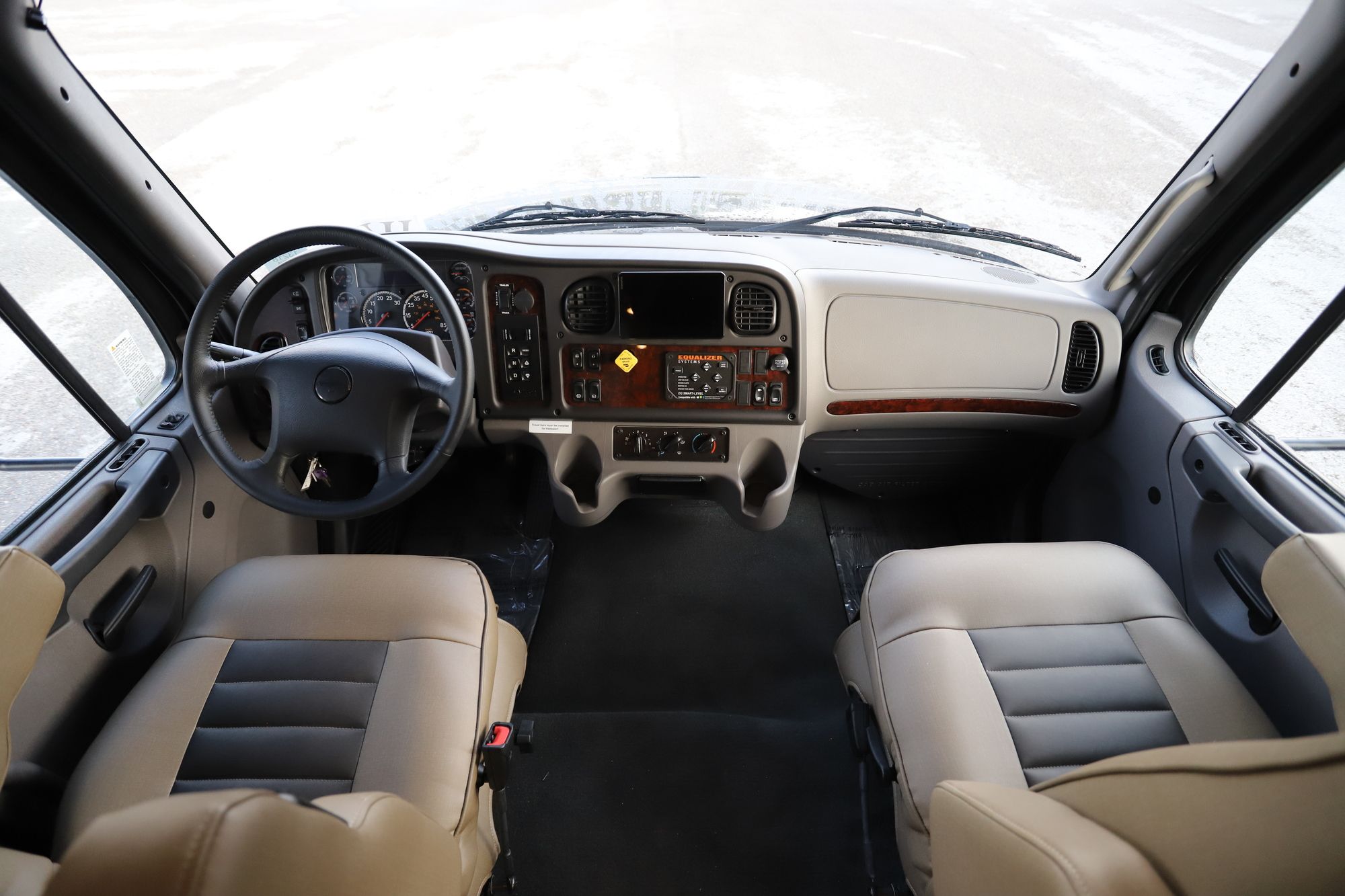 New 2021 Renegade Rv Valencia 38BB Super C  For Sale