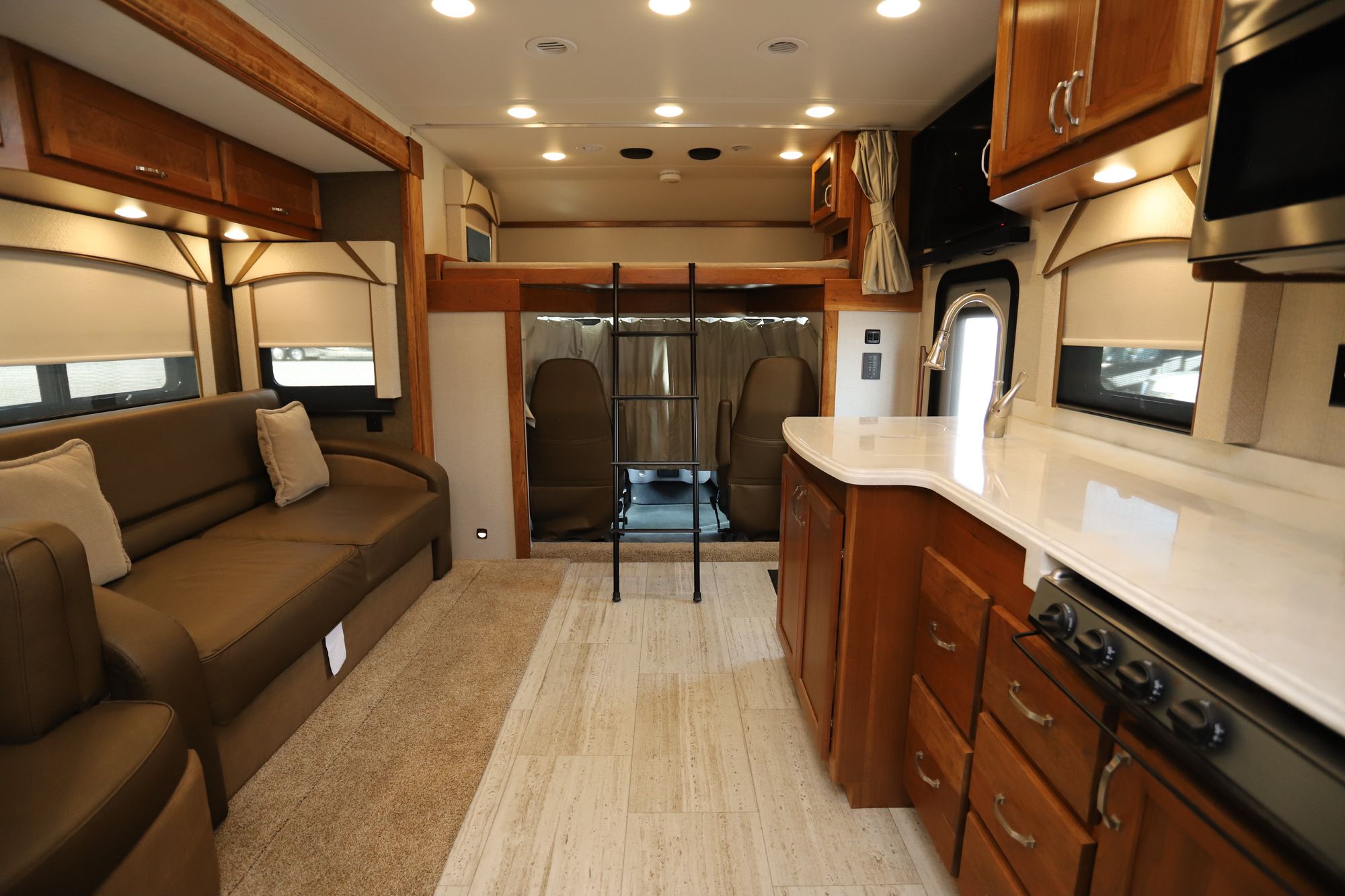 Used 2019 Renegade Rv Valencia 38RW Super C  For Sale