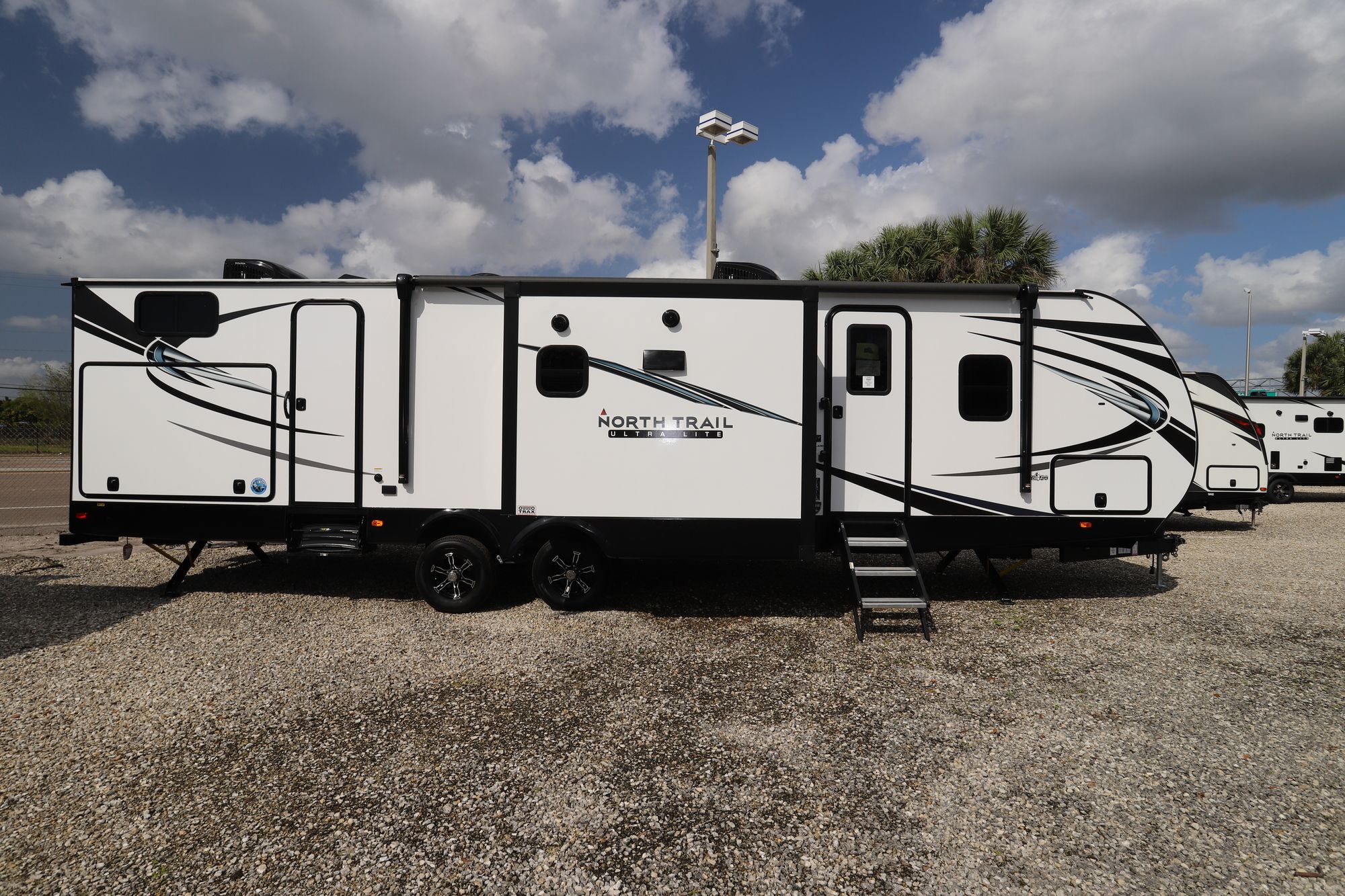 New 2021 Heartland Rv North Trail 33BKSS Travel Trailer  For Sale