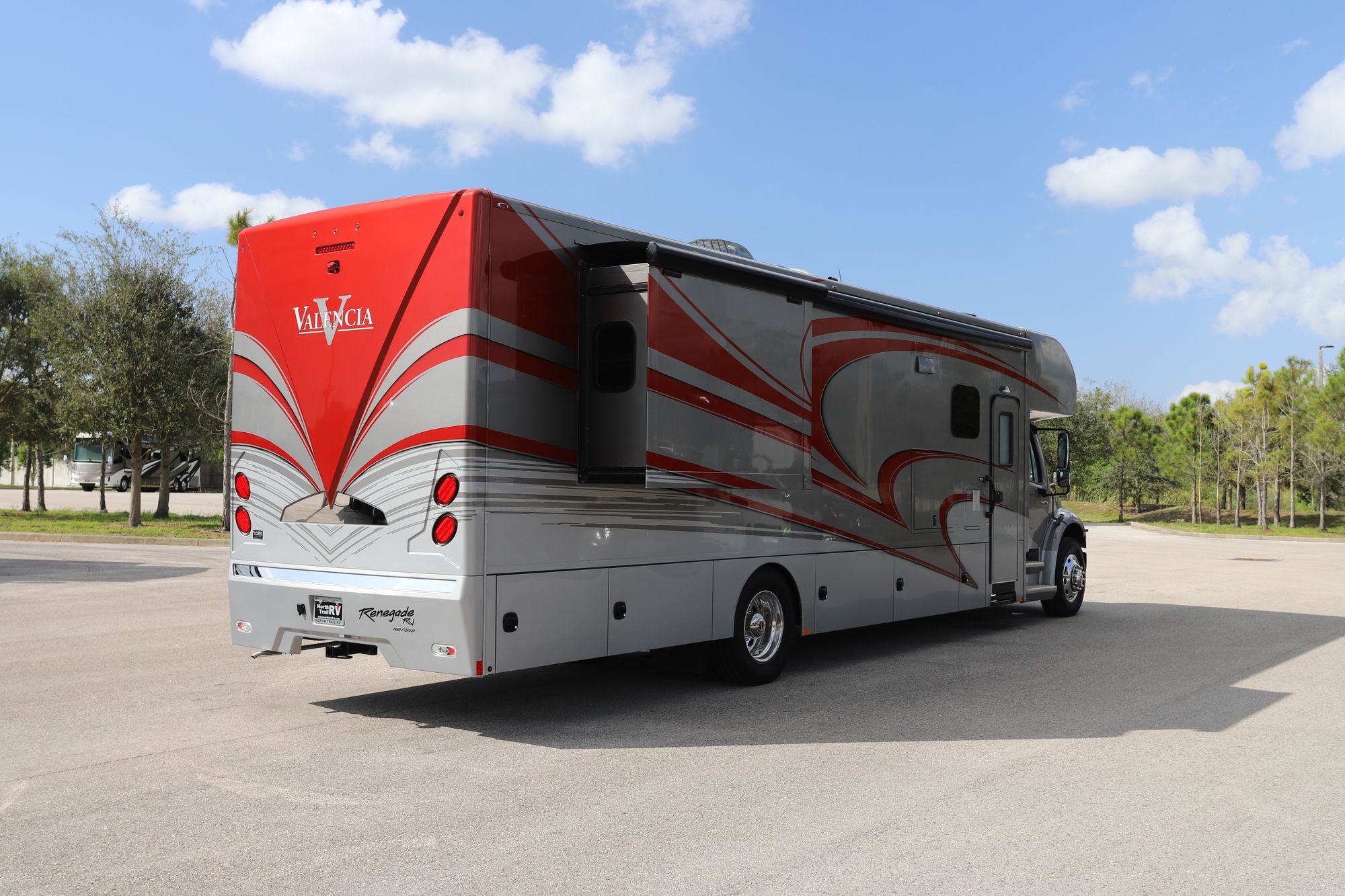 Used 2019 Renegade Rv Valencia 38RW Super C  For Sale