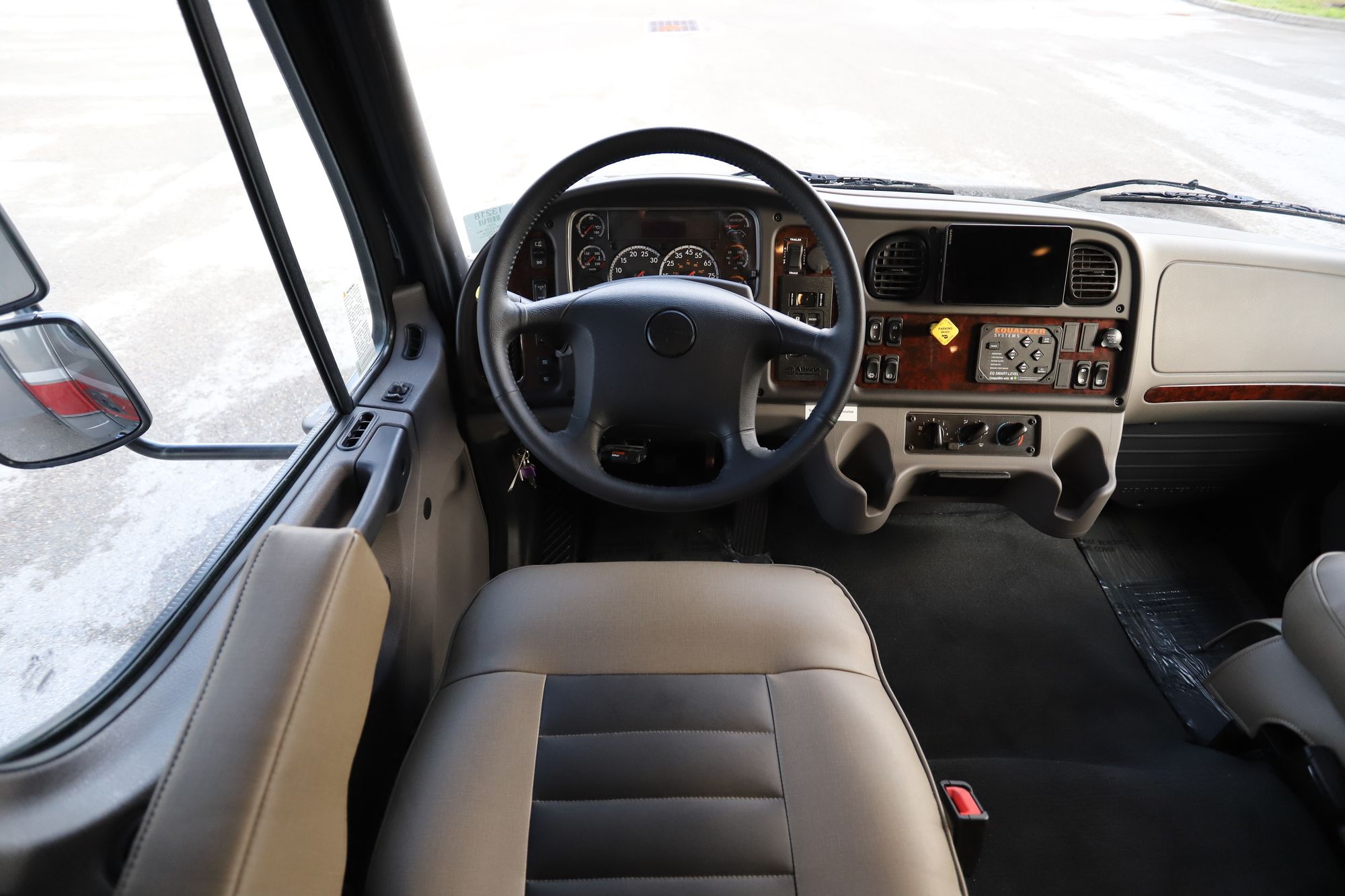 New 2021 Renegade Rv Valencia 38BB Super C  For Sale