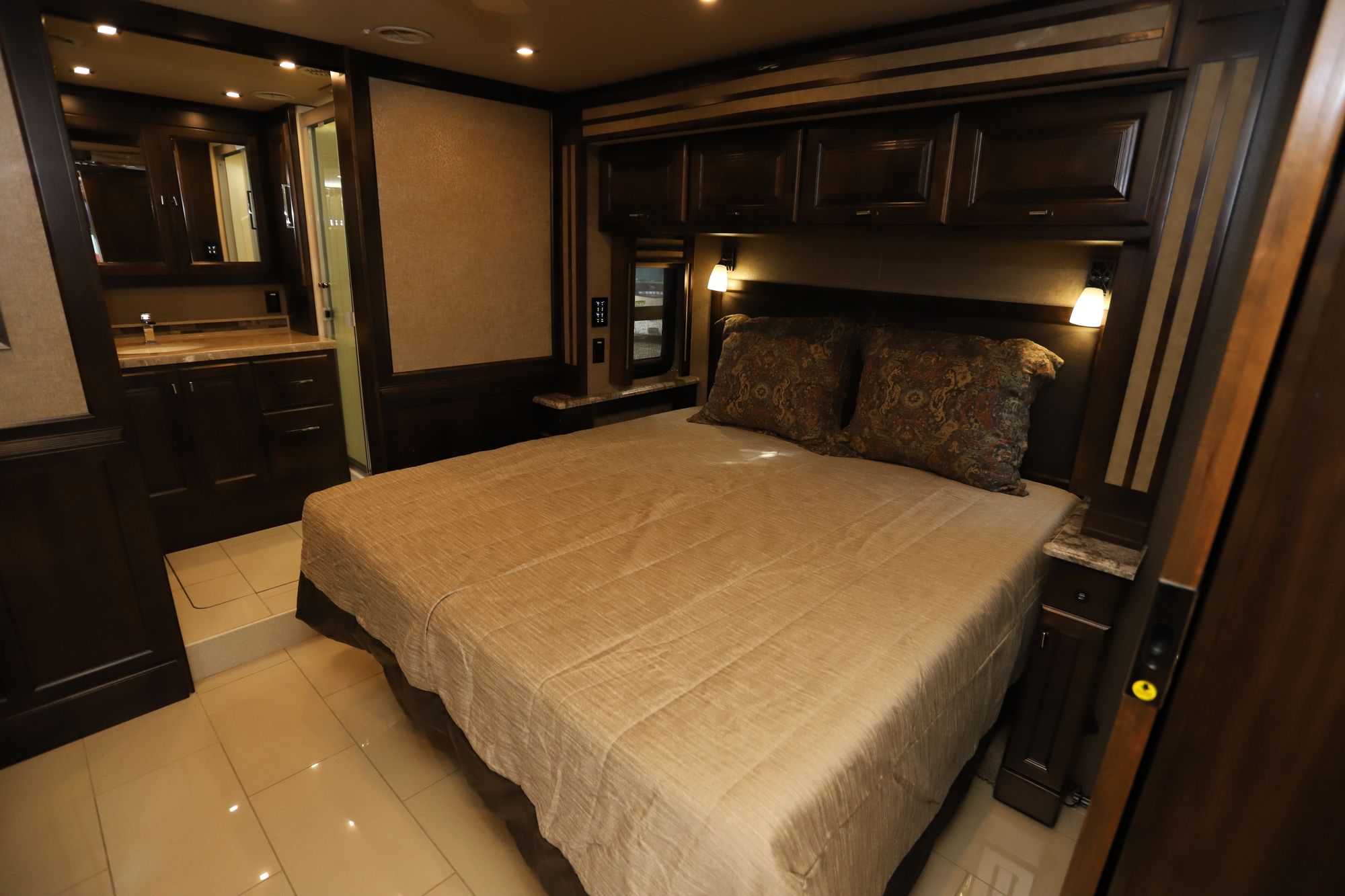 Used 2019 Tiffin Motor Homes Allegro Red 37BA Class A  For Sale