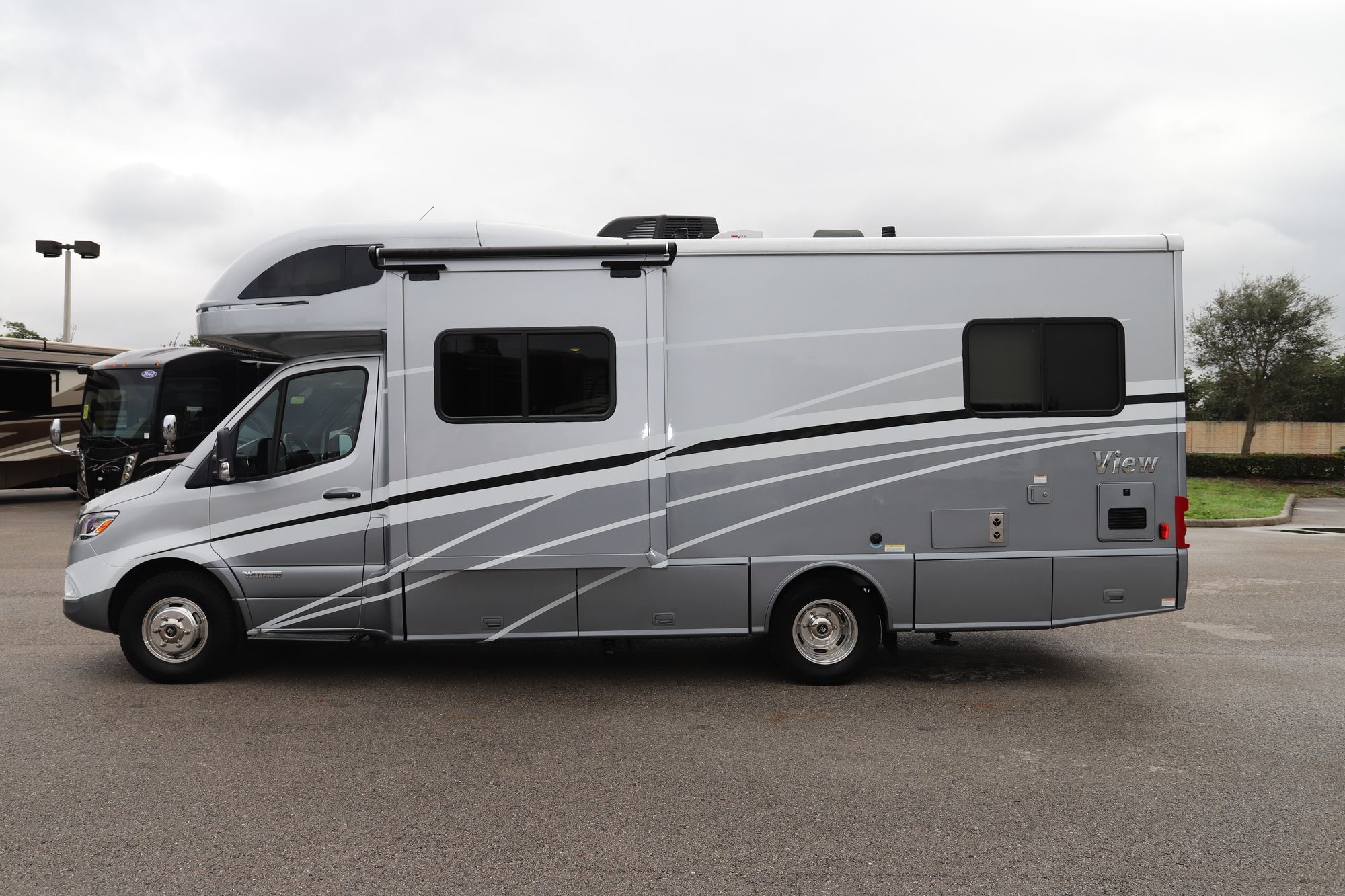 Used 2020 Winnebago View 24V Class C  For Sale