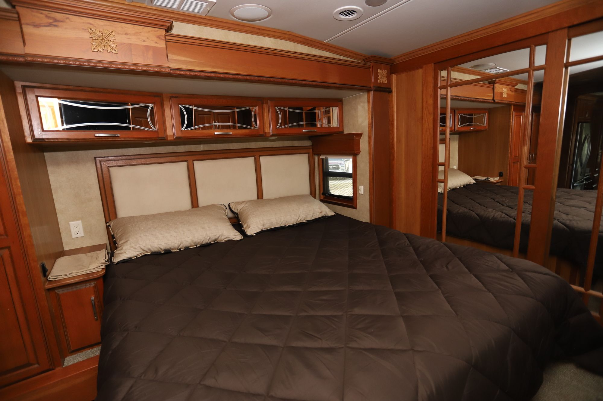 Used 2016 Drv Luxury Suites Mobile Suite 36RSSB3 Fifth Wheel  For Sale