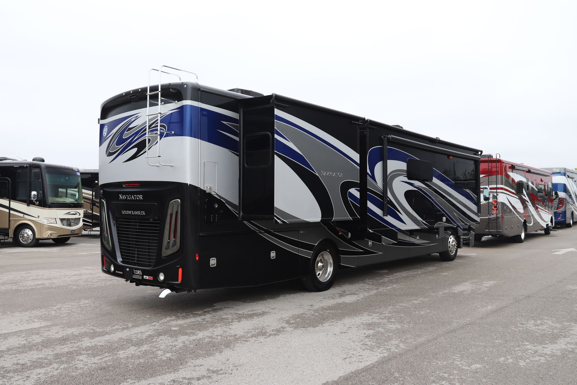 Used 2019 Holiday Rambler Navigator 38F Class A  For Sale