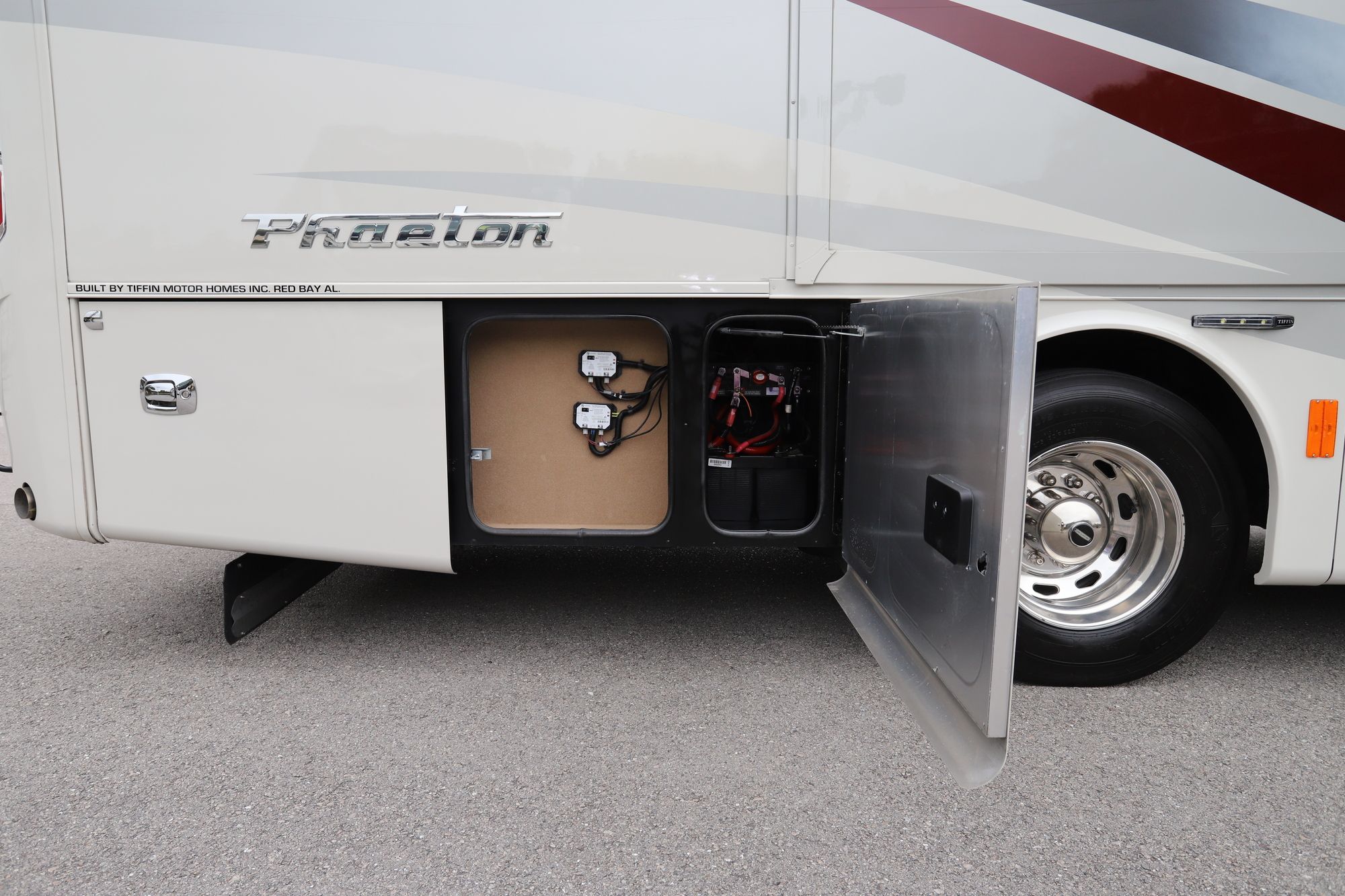 Used 2018 Tiffin Motor Homes Phaeton 40QBH Class A  For Sale