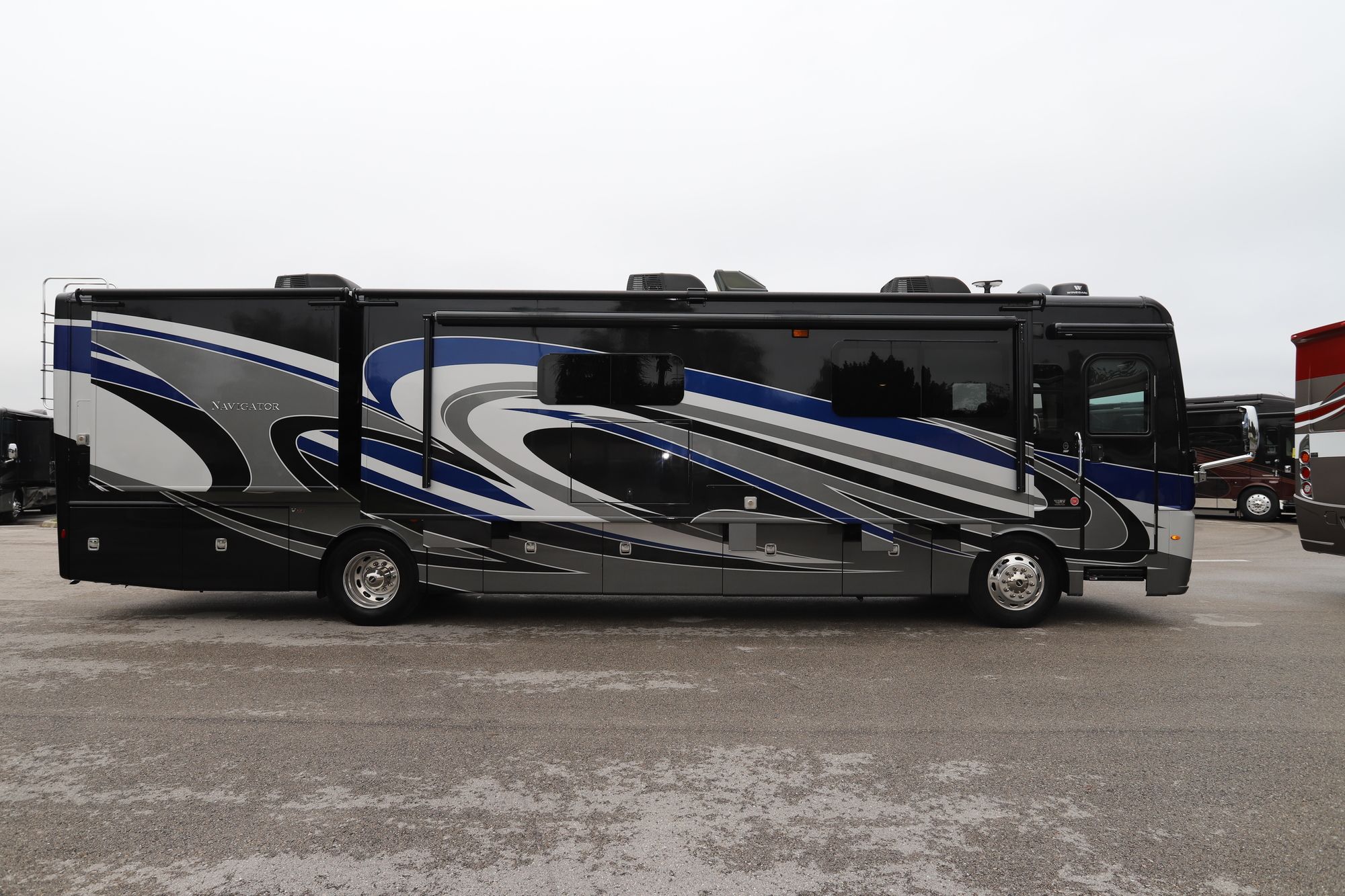 Used 2019 Holiday Rambler Navigator 38F Class A  For Sale