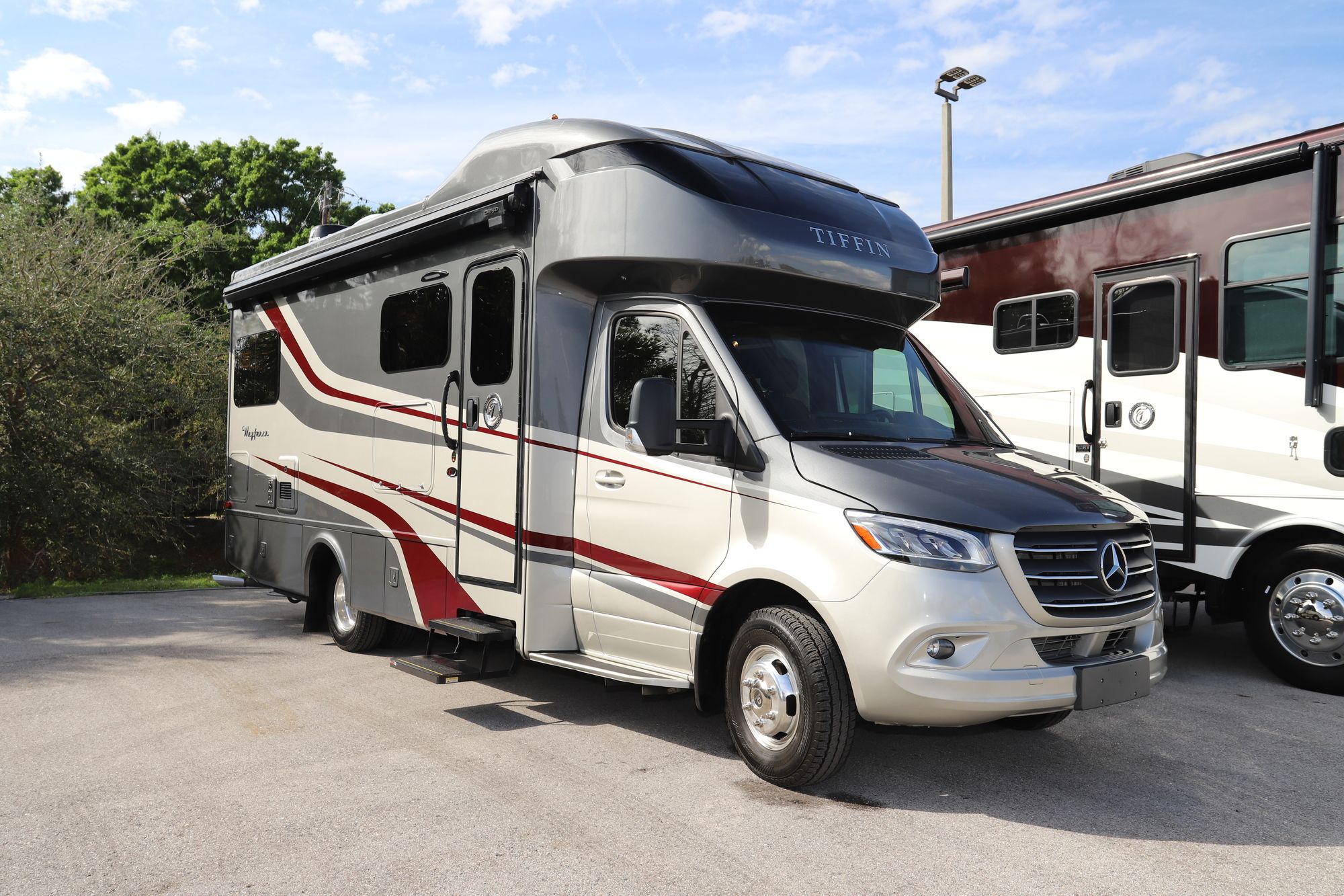 Used 2020 Tiffin Motor Homes Wayfarer 24TW Class C  For Sale