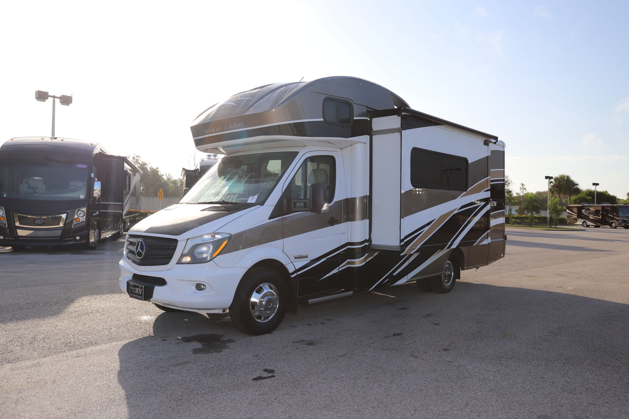 Used 2017 Winnebago View 24J Class C  For Sale