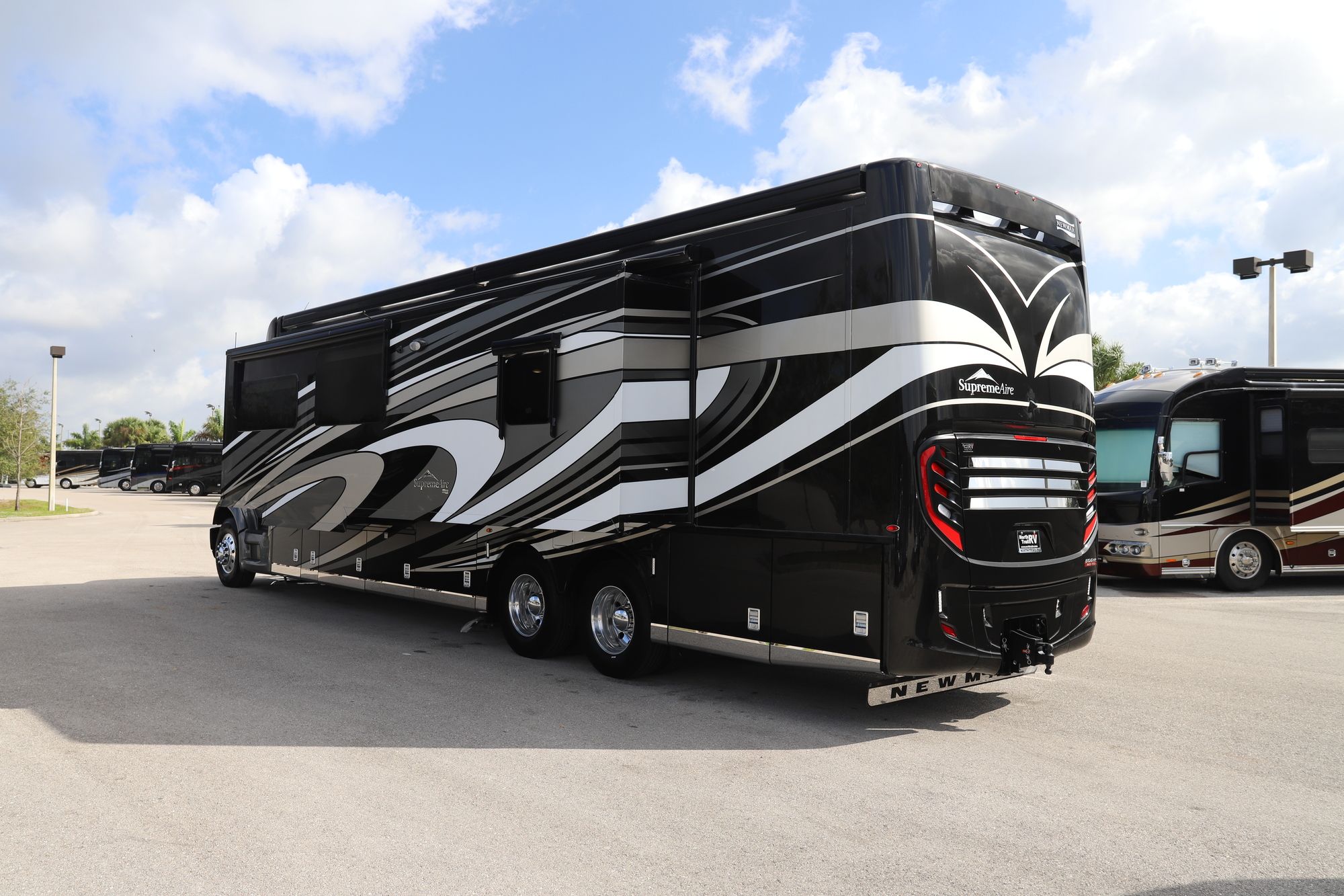 New 2021 Newmar Supreme Aire 4573 Super C  For Sale